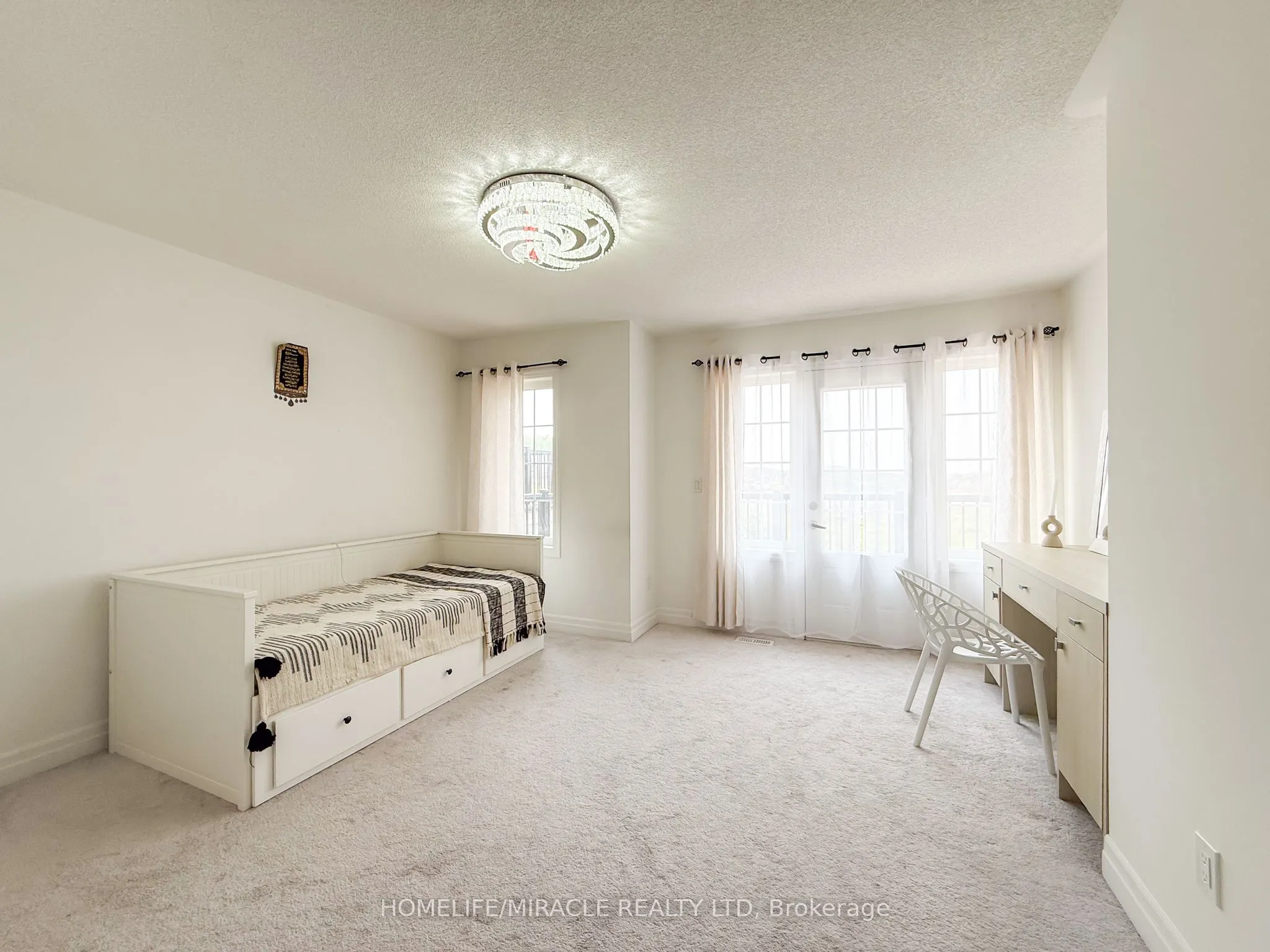 118 Frank Kelly Drive