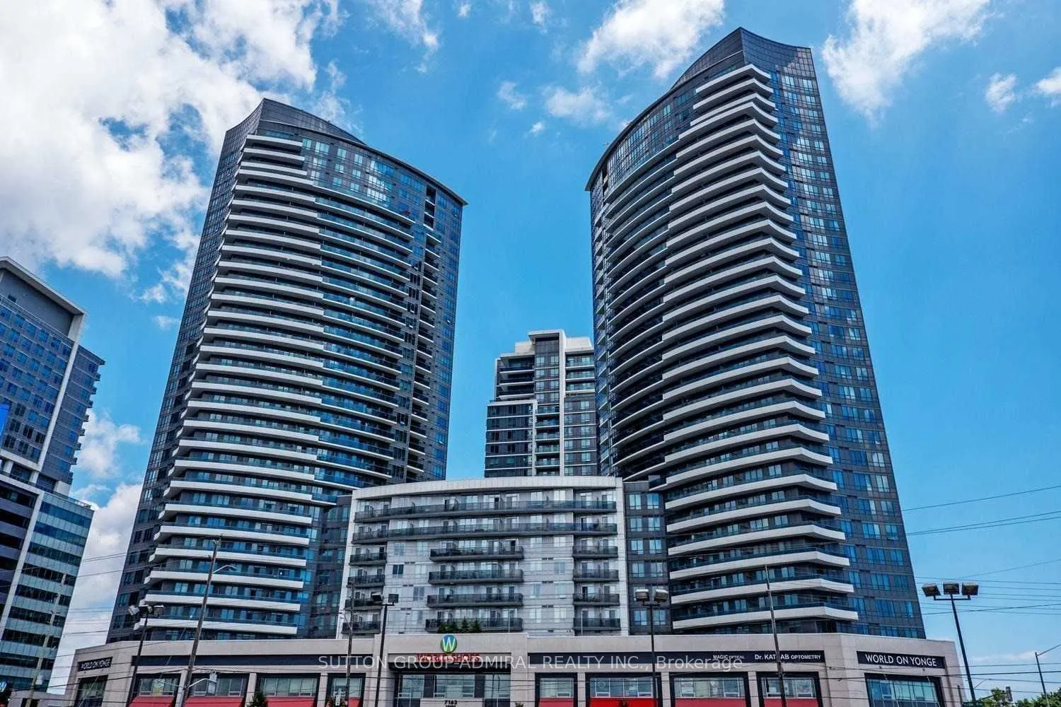 7161 Yonge Street, #619
