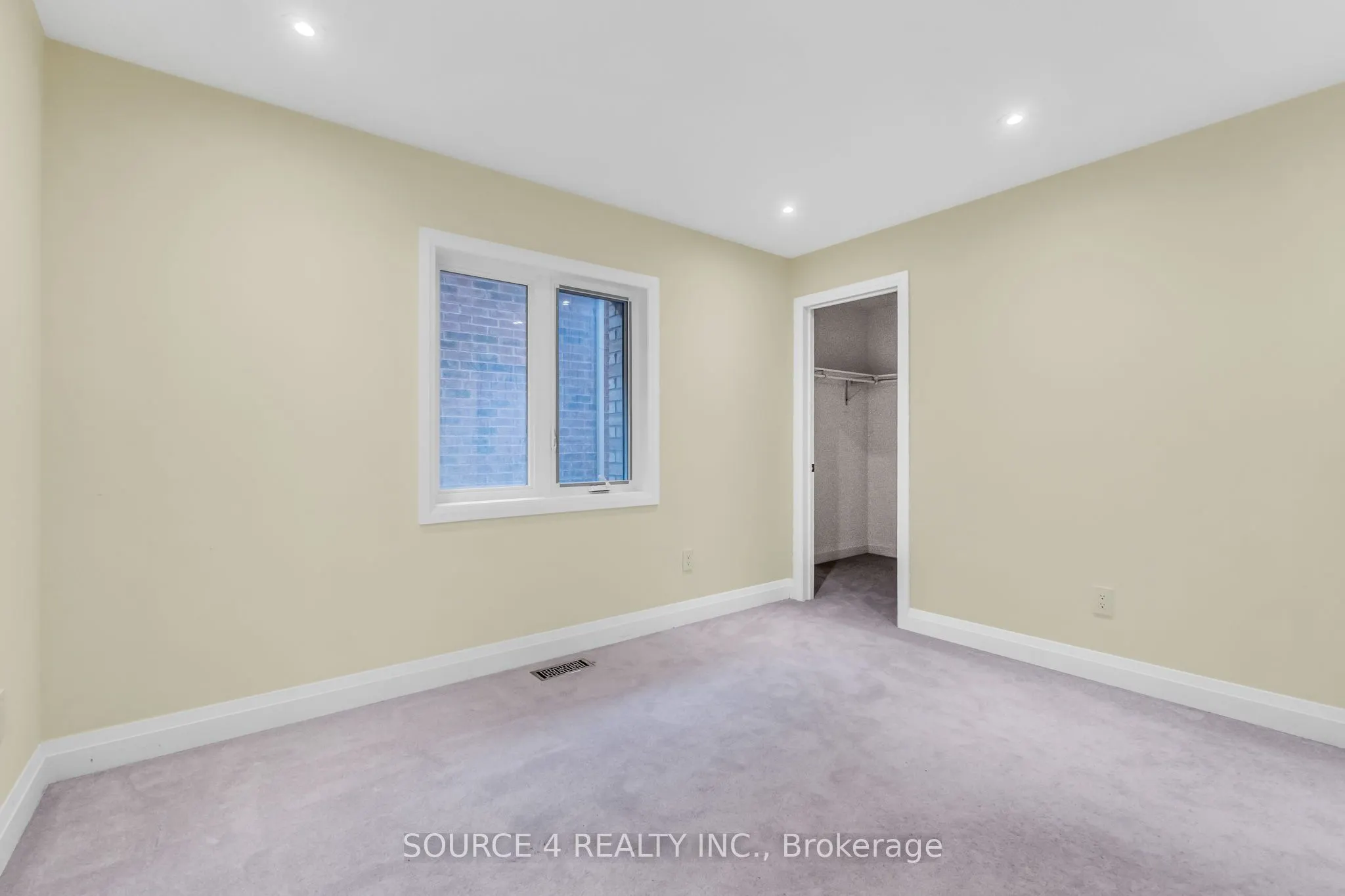 34 Cloverridge Avenue