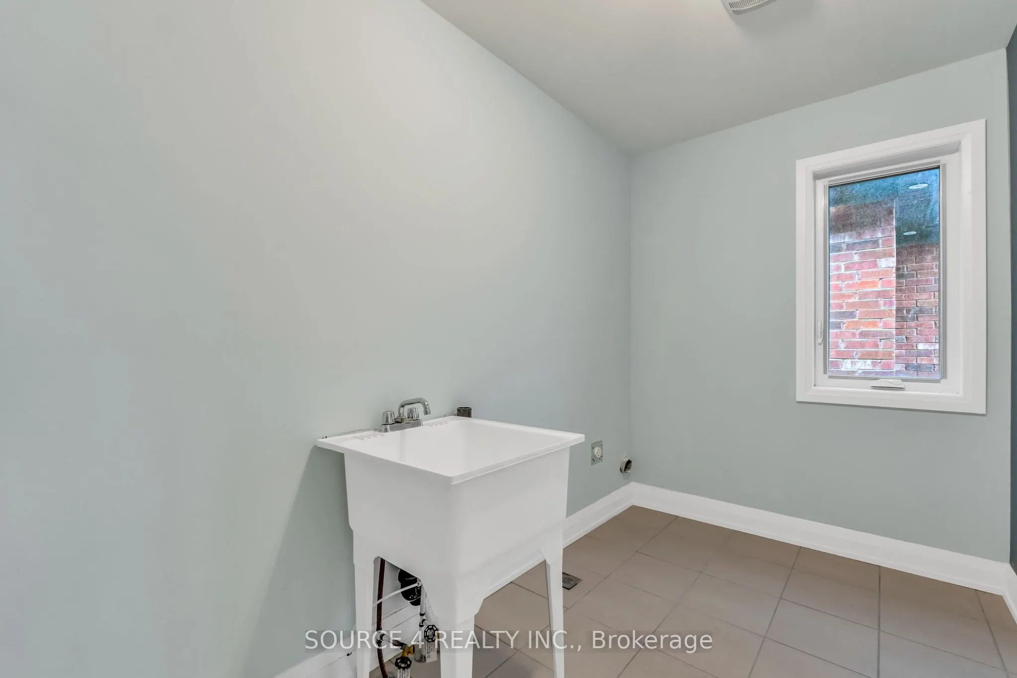 34 Cloverridge Avenue