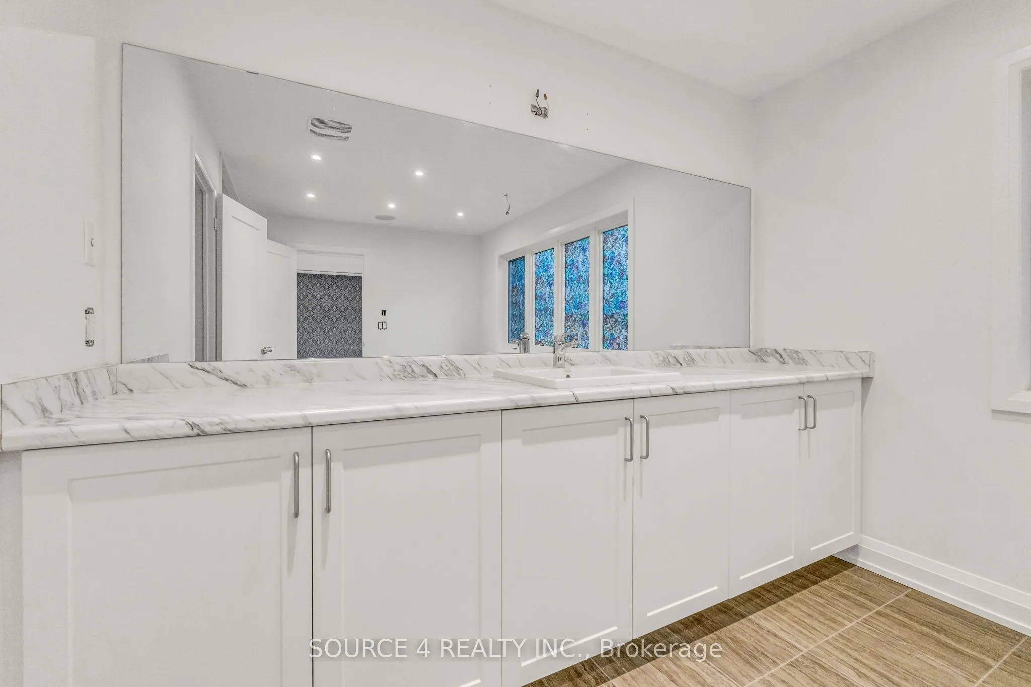 34 Cloverridge Avenue
