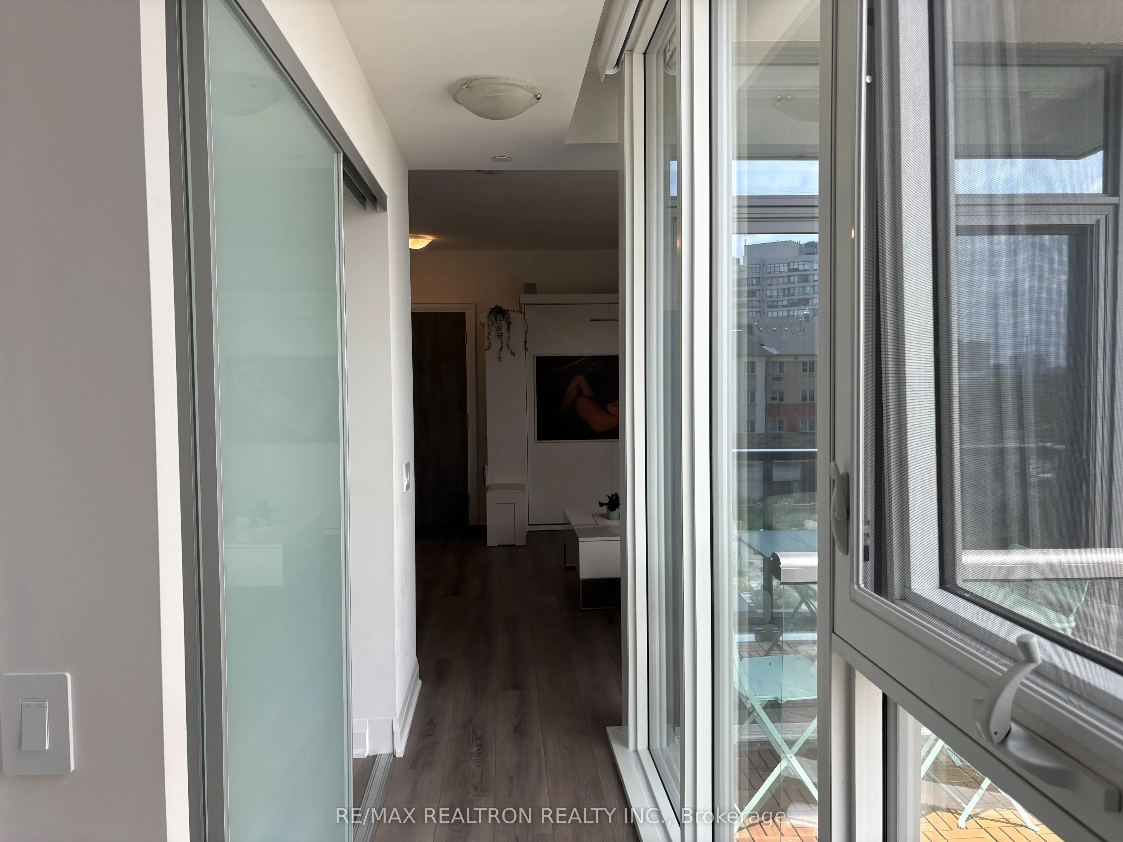 10 Gatineau Drive, #403W
