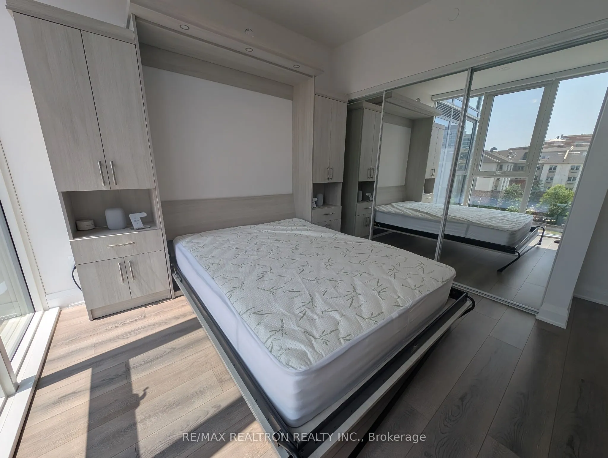 10 Gatineau Drive, #403W