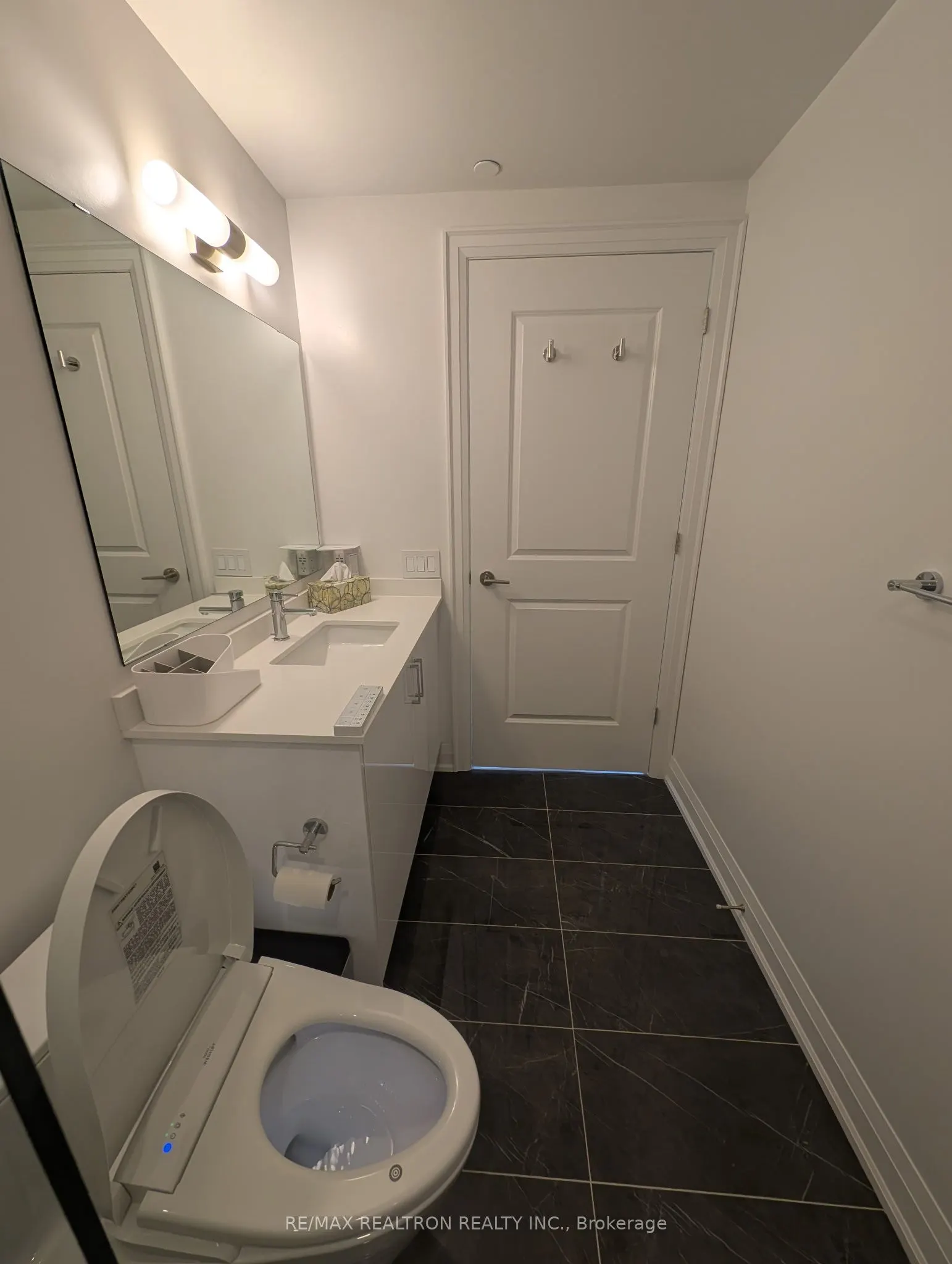 10 Gatineau Drive, #403W