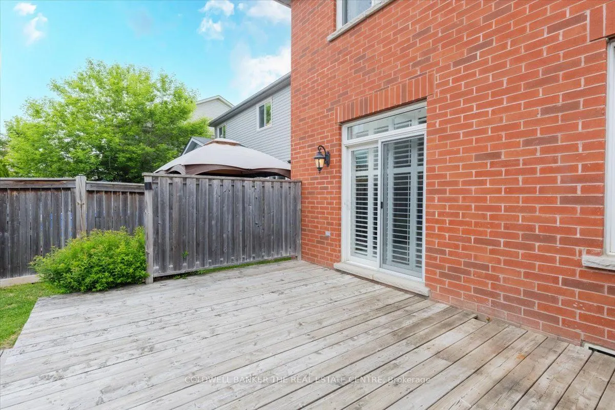 114 Laurendale Avenue