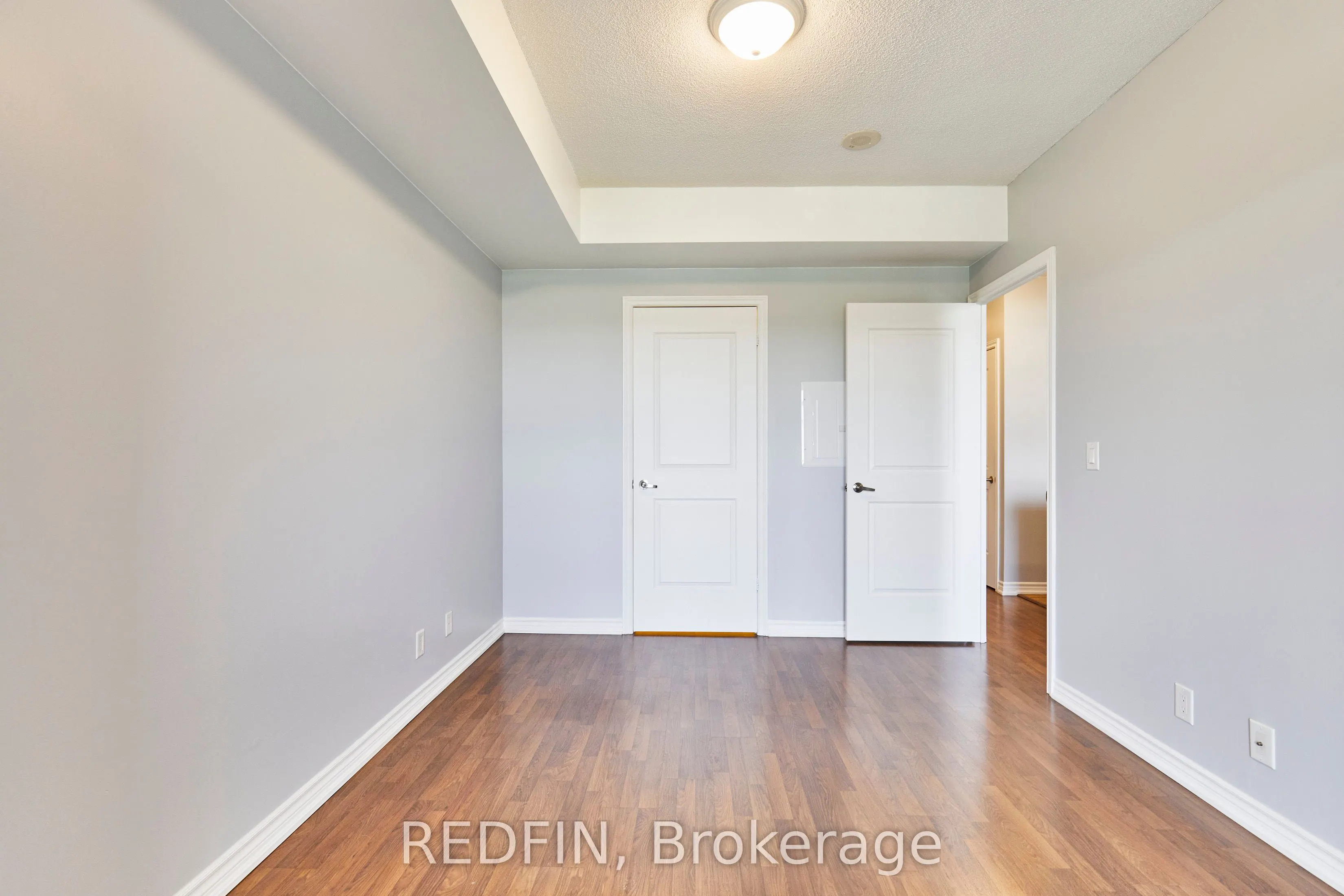 9235 Jane Street, #1016