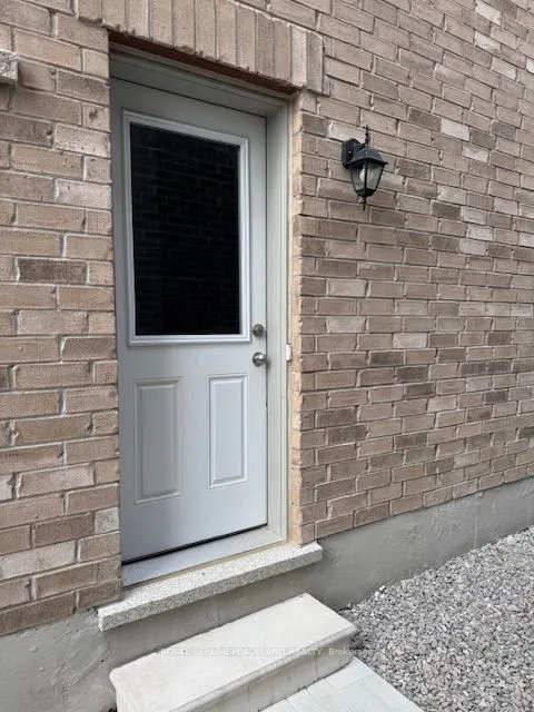 12 Sikura Circle