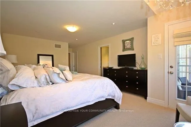86 Alex Campbell Crescent