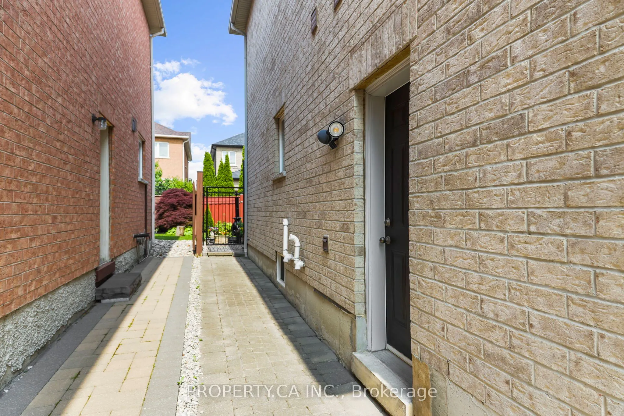 25 Boticelli Way