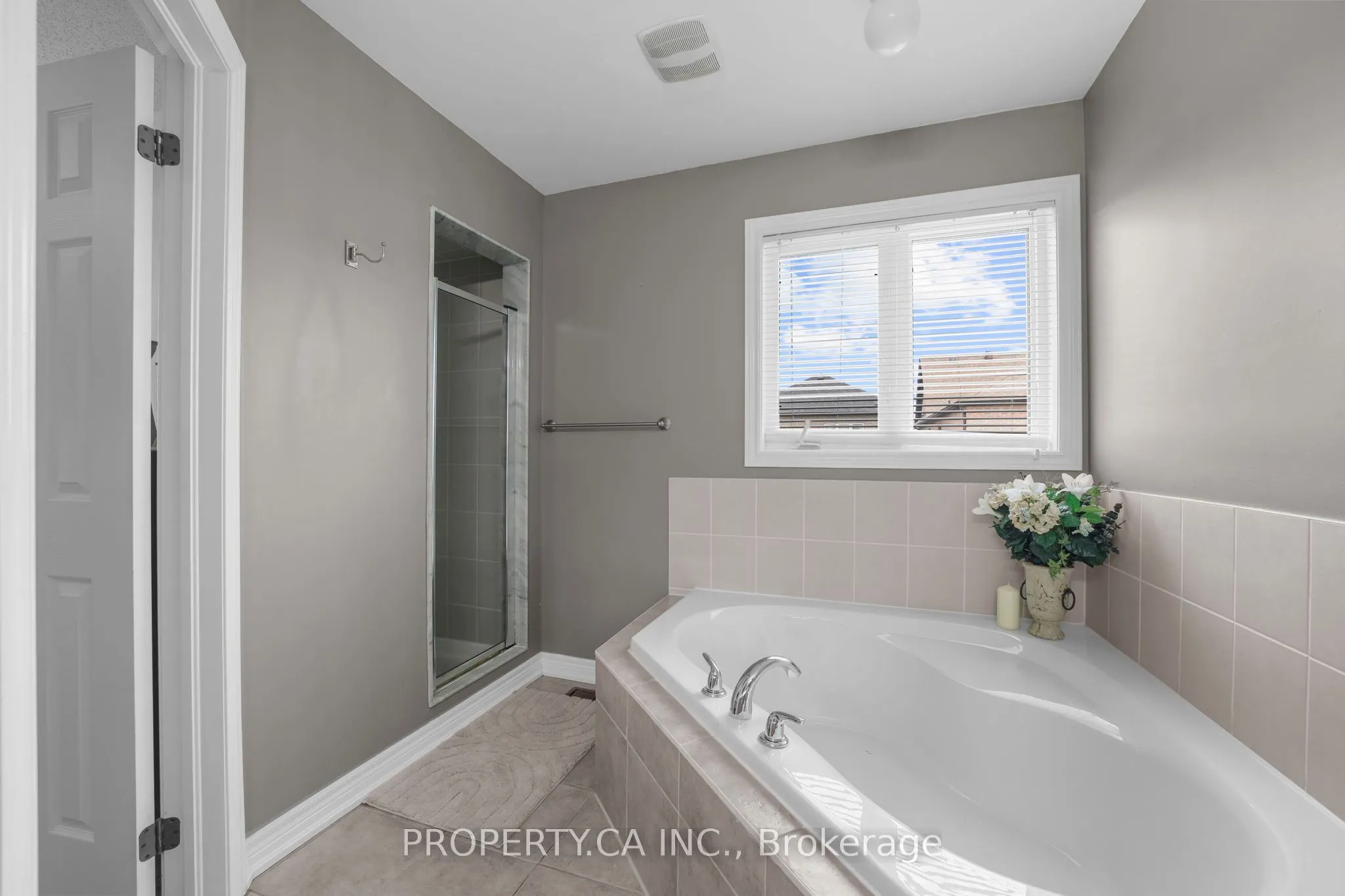 25 Boticelli Way
