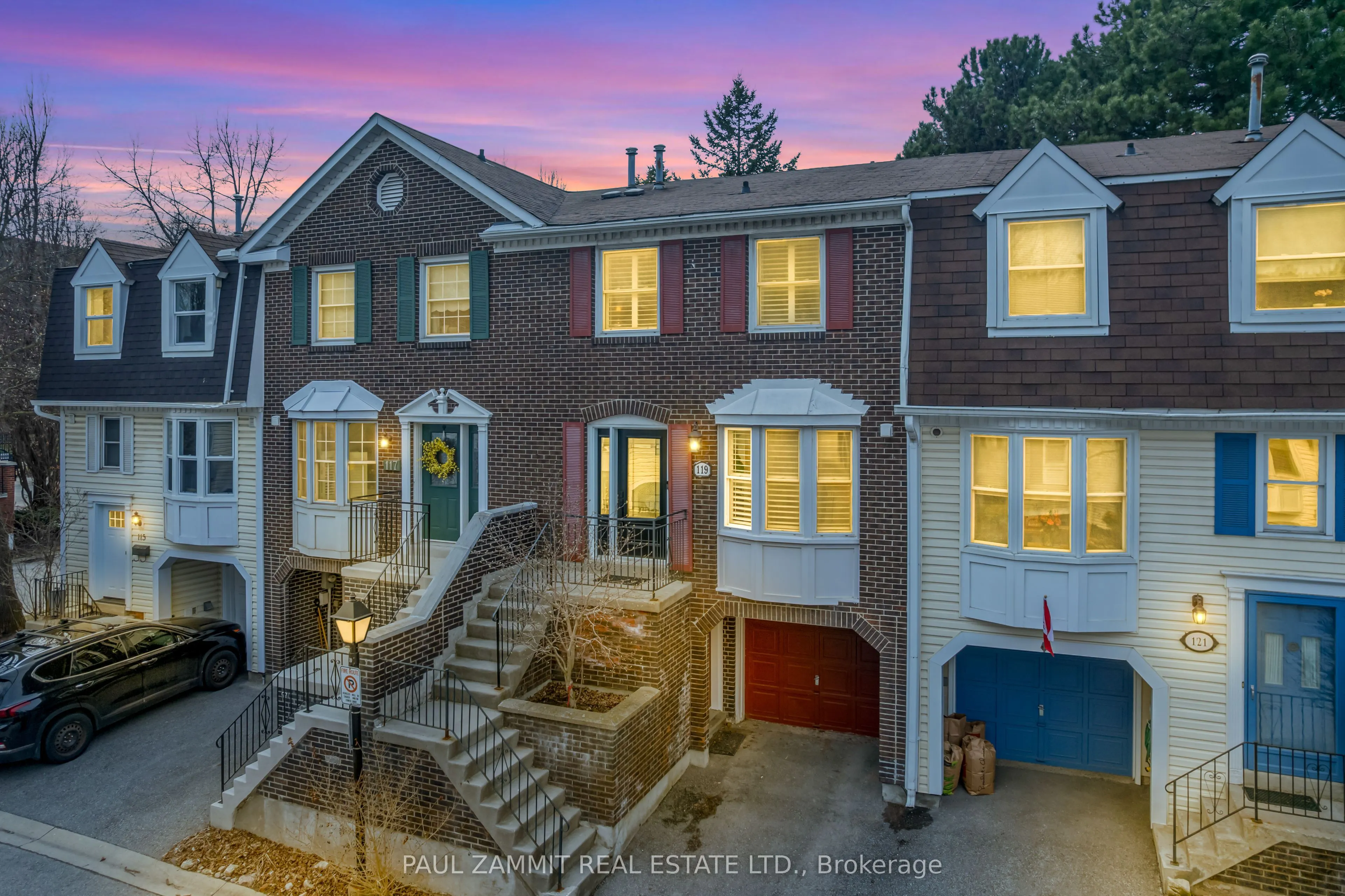 119 Confederation Way, #0