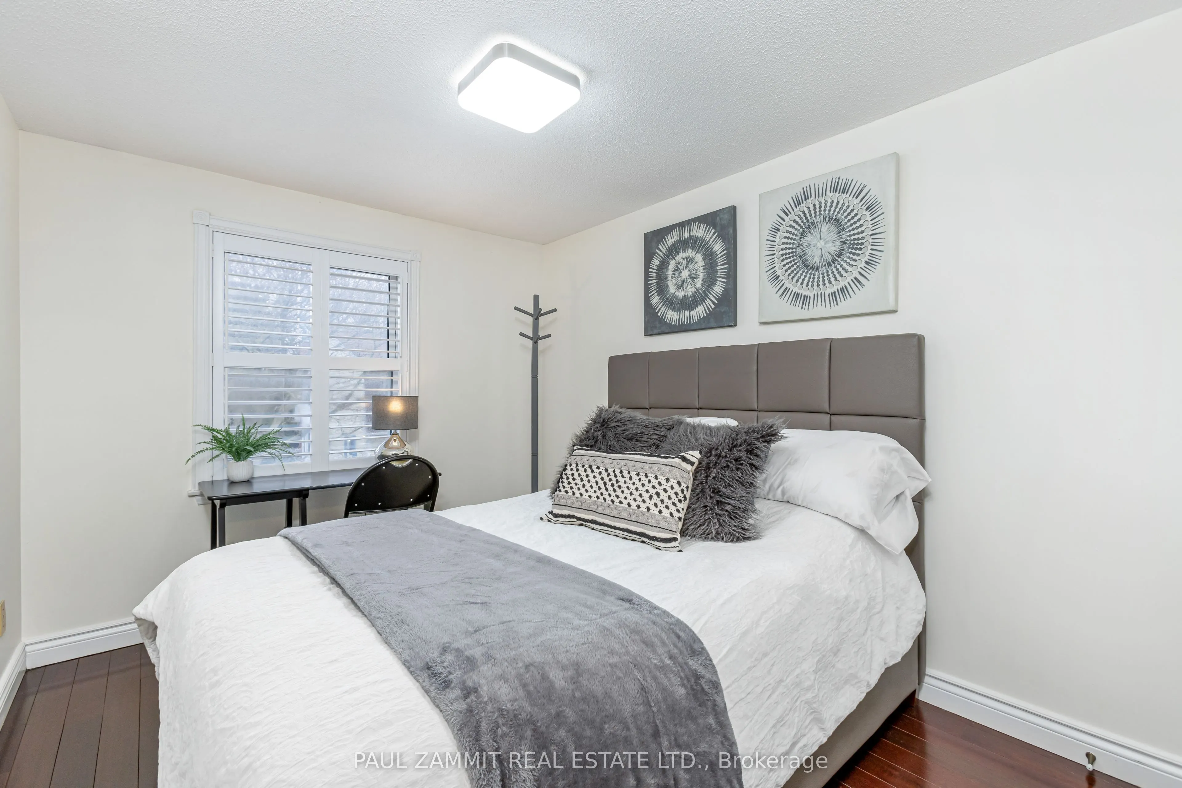 119 Confederation Way, #0