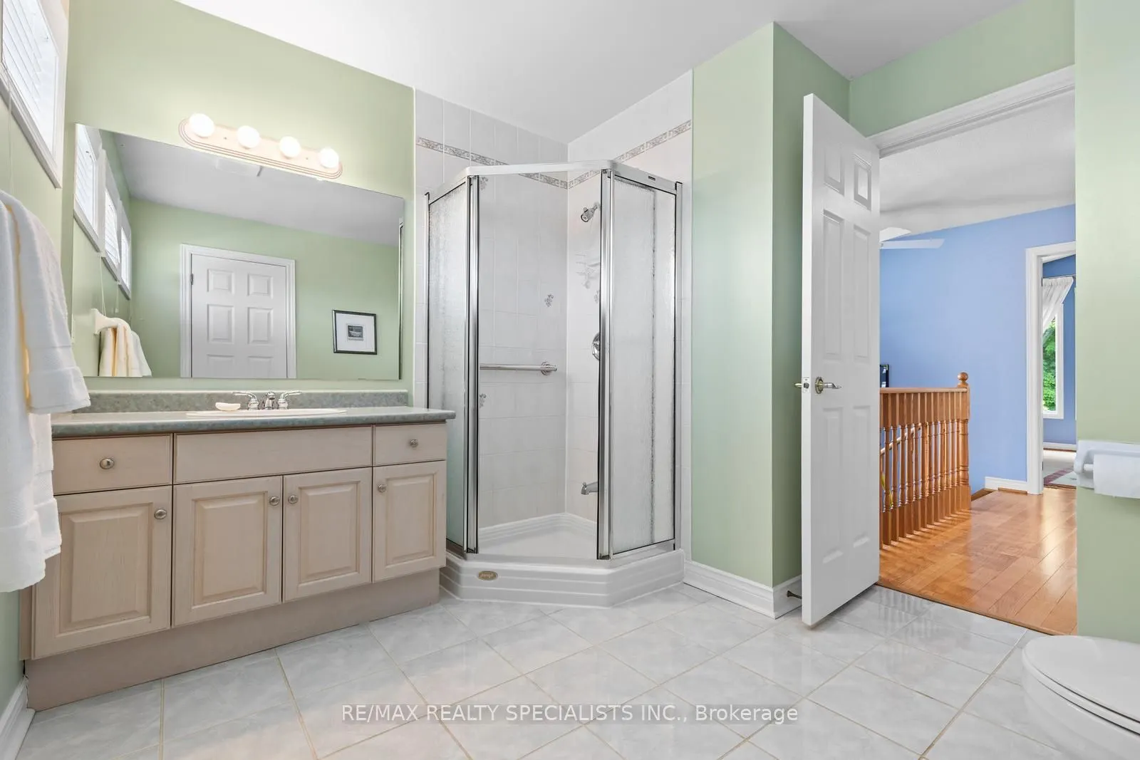 47 Sunset Boulevard, #4