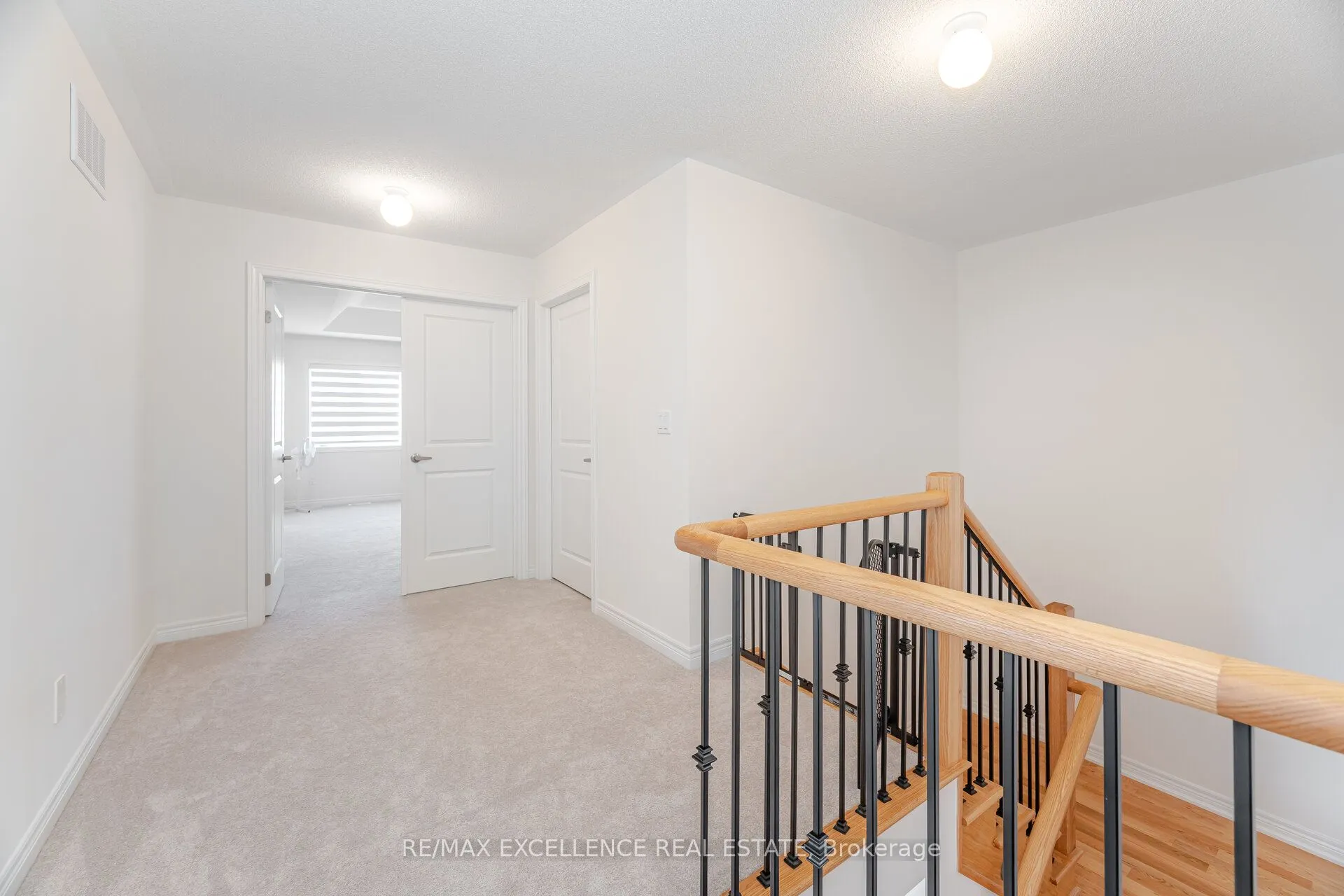 1409 Davis Loop