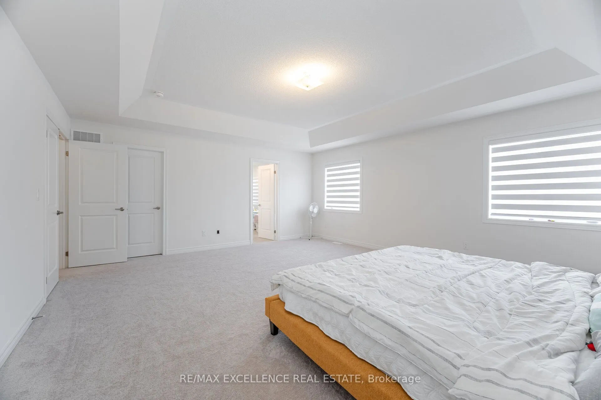 1409 Davis Loop