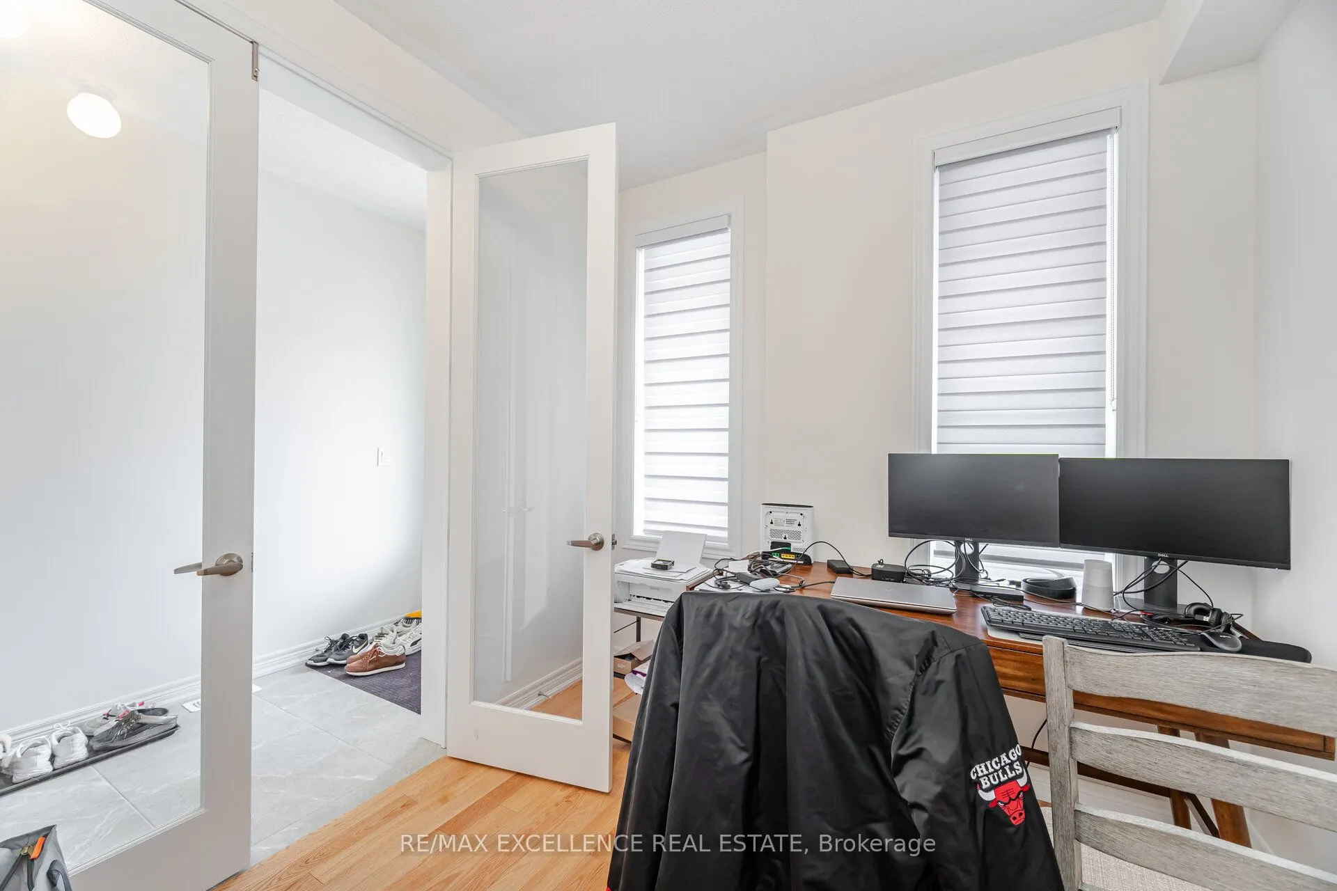 1409 Davis Loop