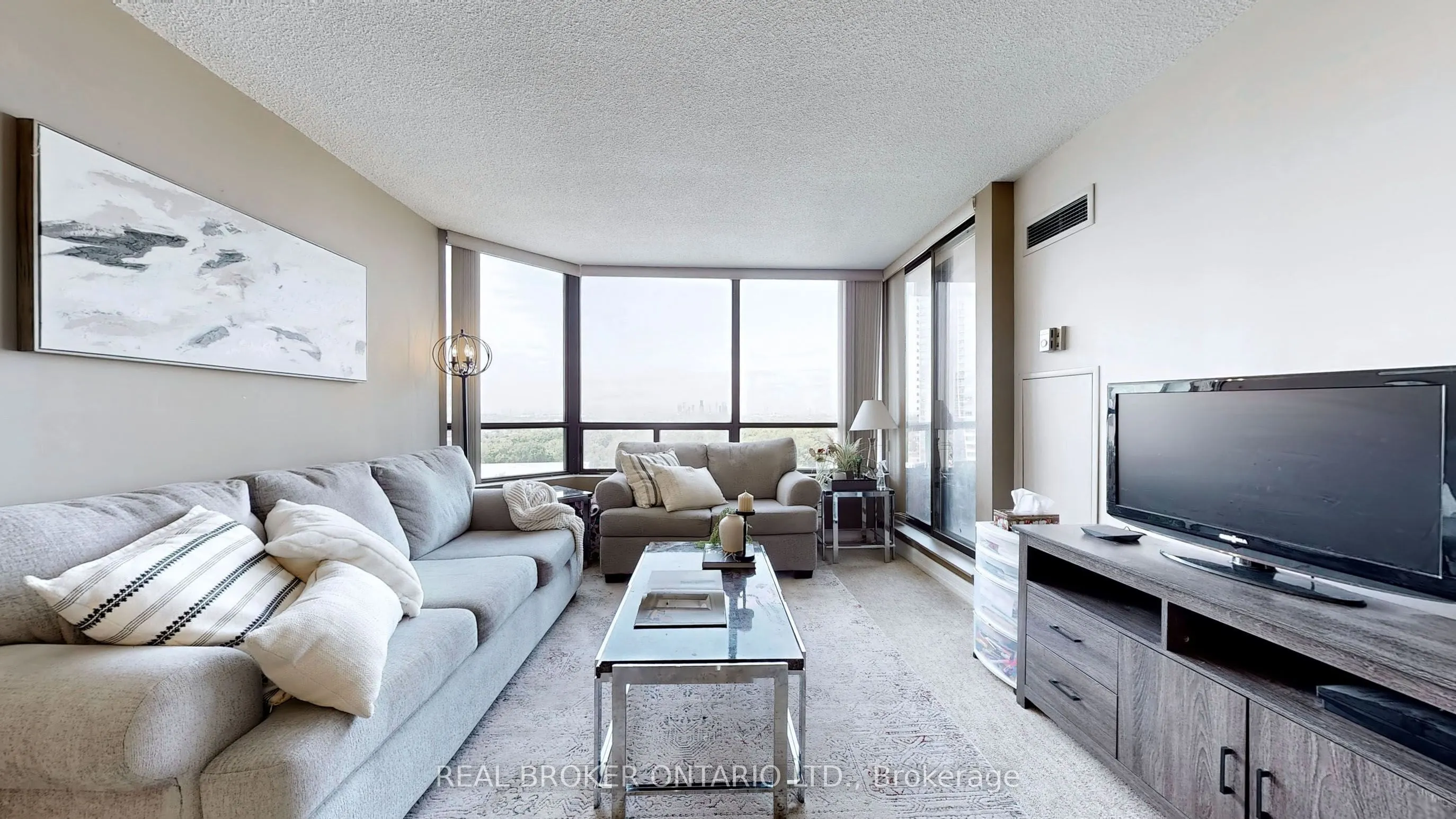 7440 Bathurst Street #1402