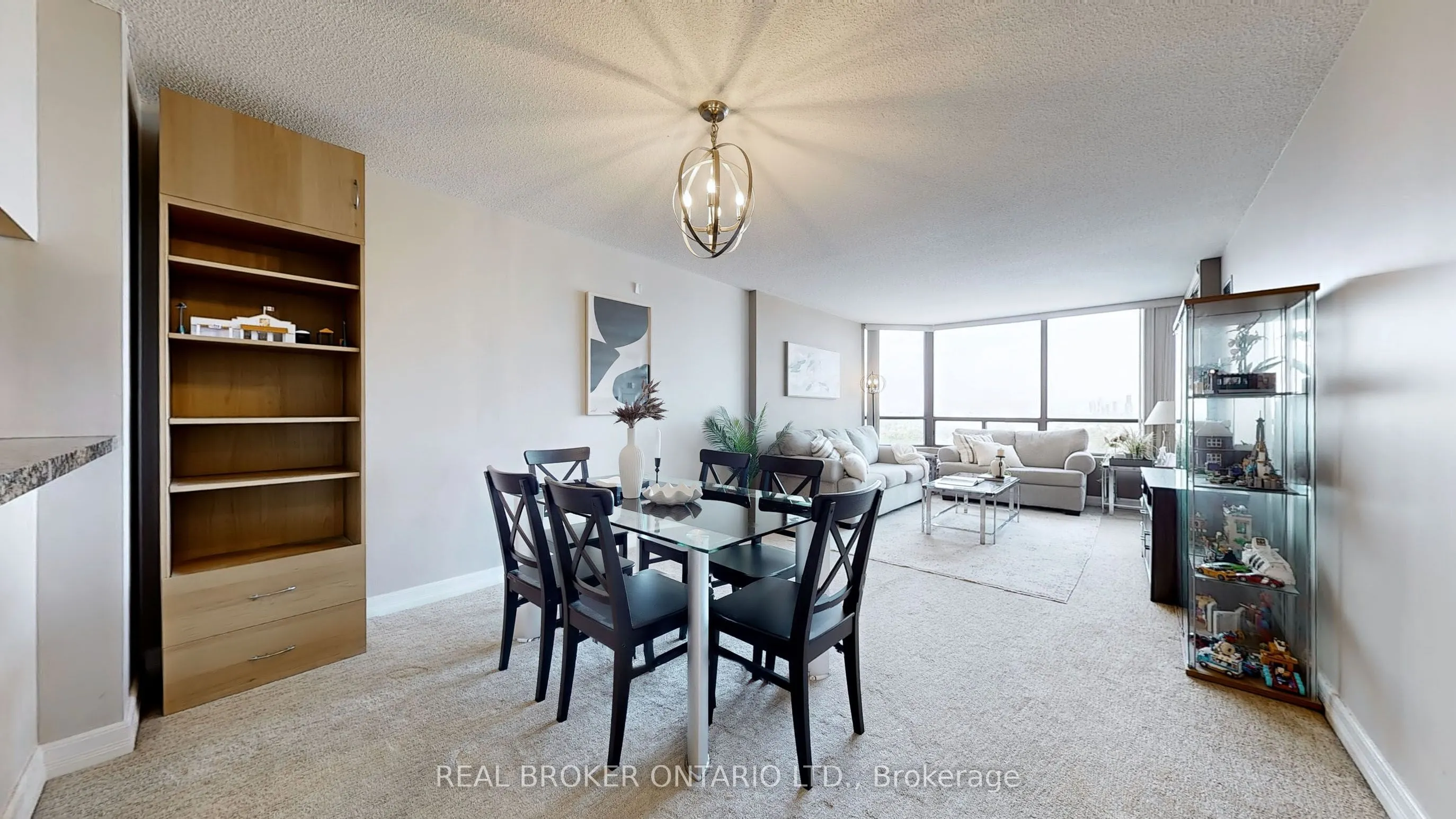 7440 Bathurst Street #1402