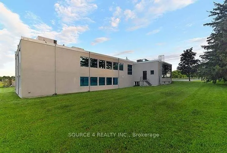 3565 King Road