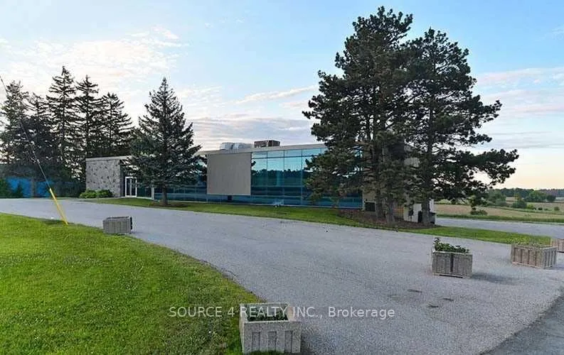 3565 King Road
