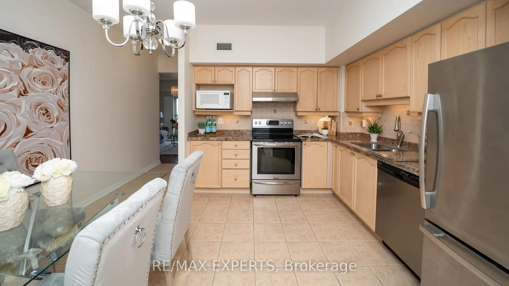 2500 Rutherford Road E, #Unit 516