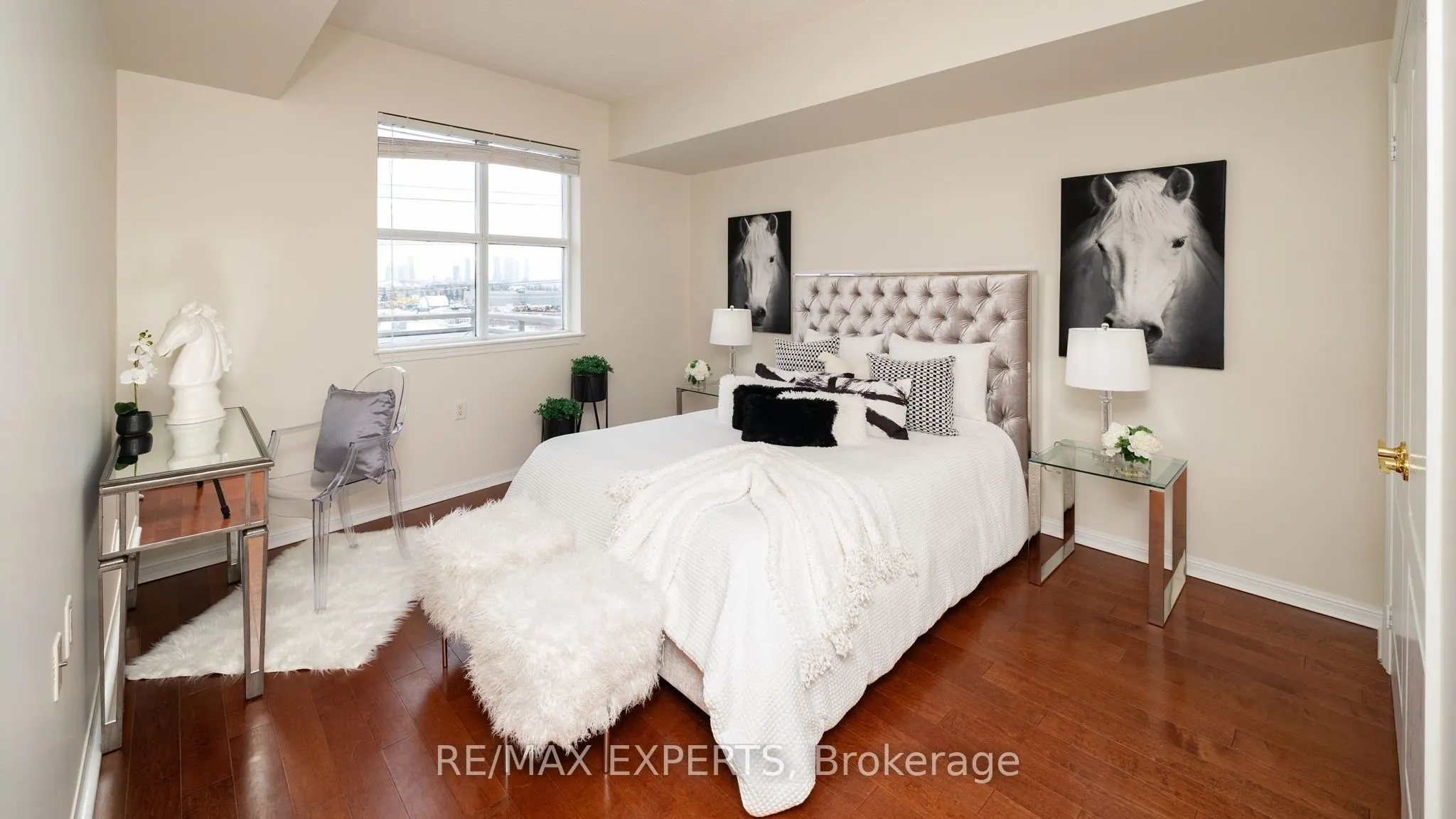 2500 Rutherford Road E, #Unit 516