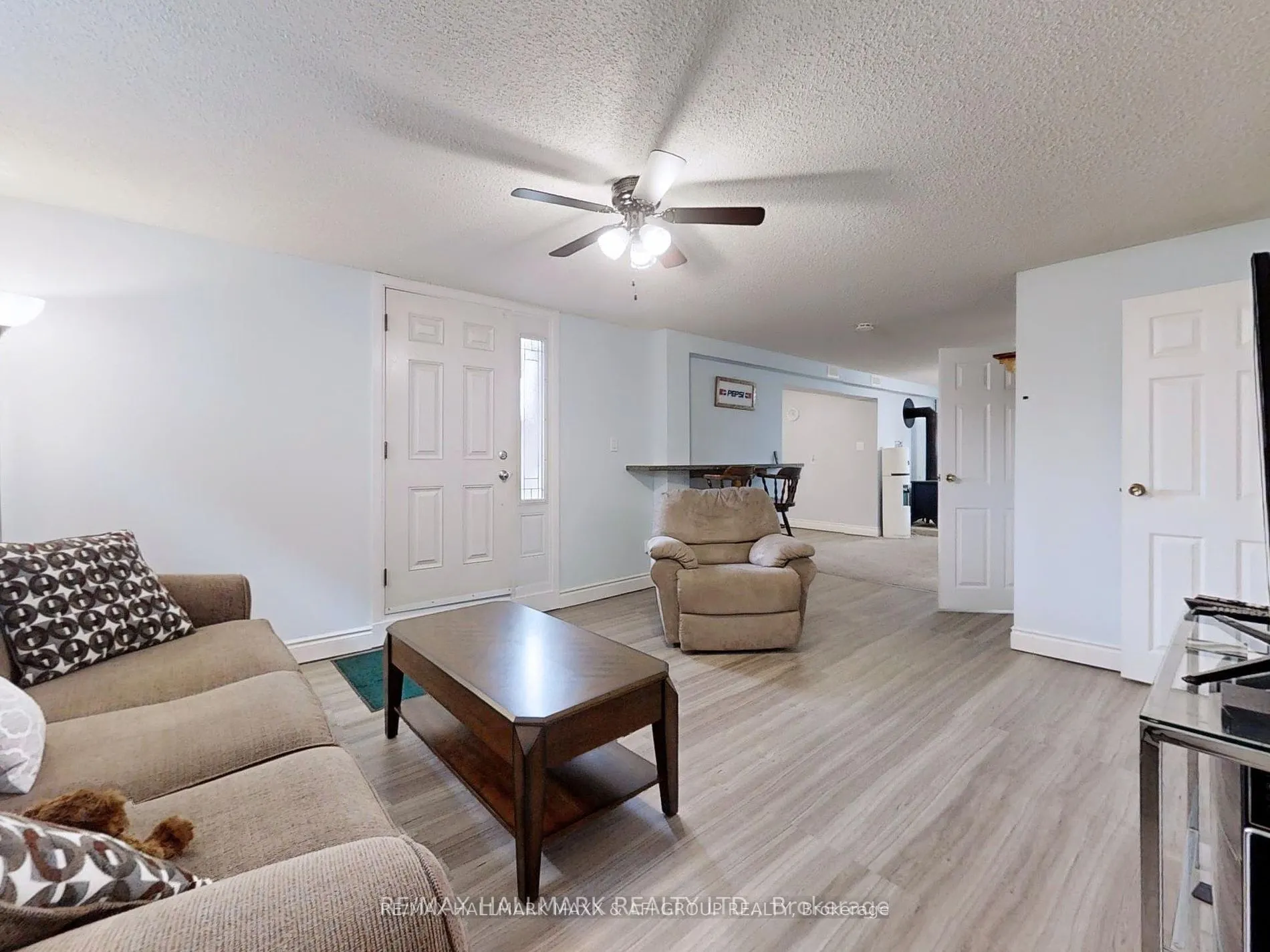 47 Metro Road S, #Lower