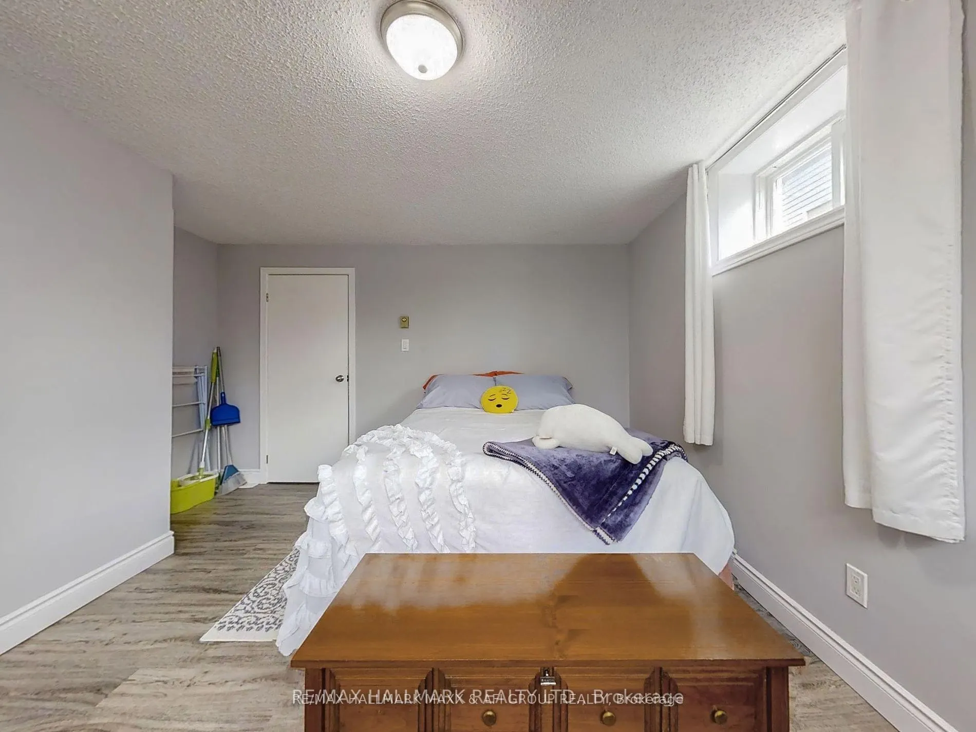 47 Metro Road S, #Lower