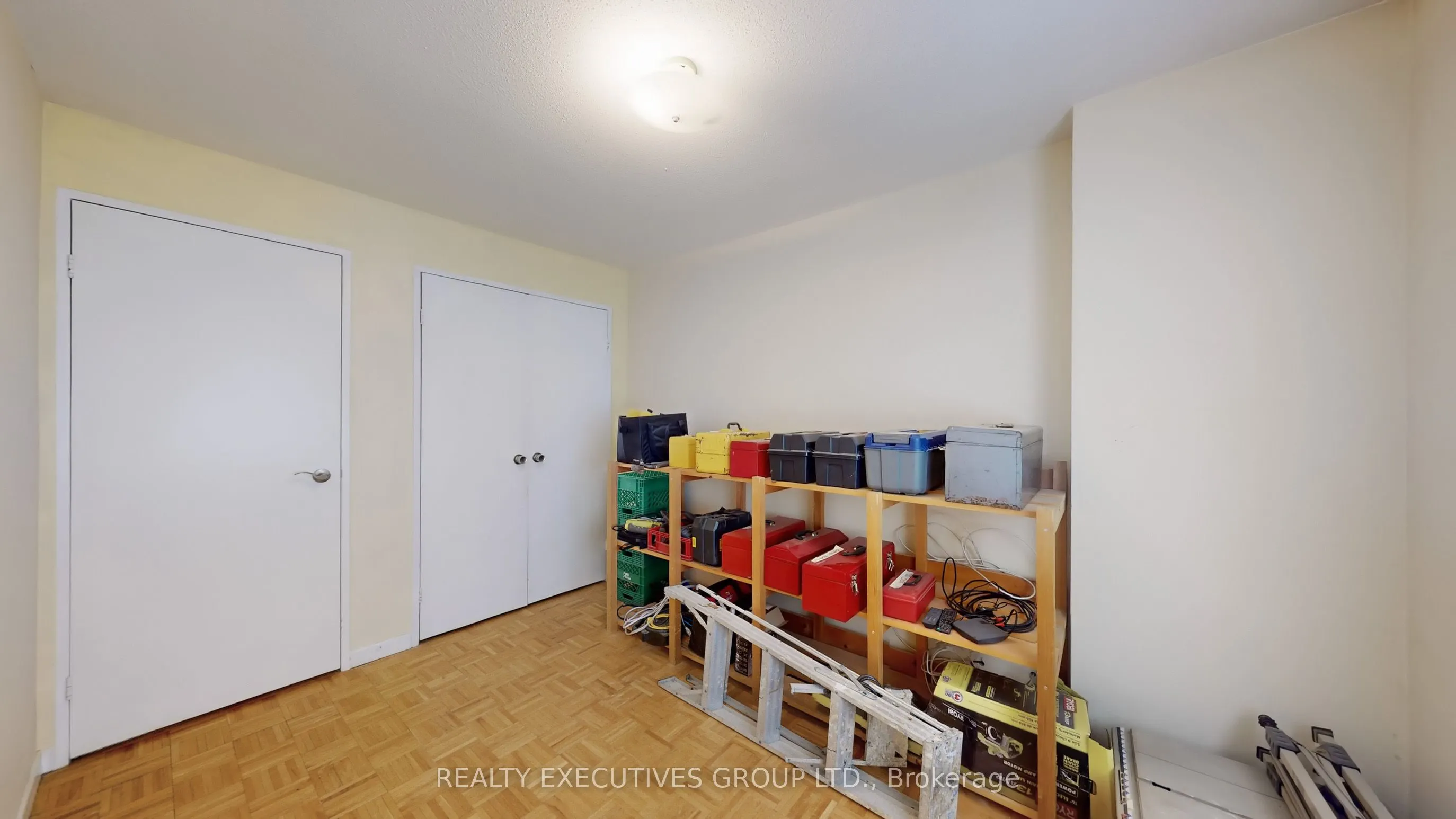 80 Inverlochy Boulevard, #701