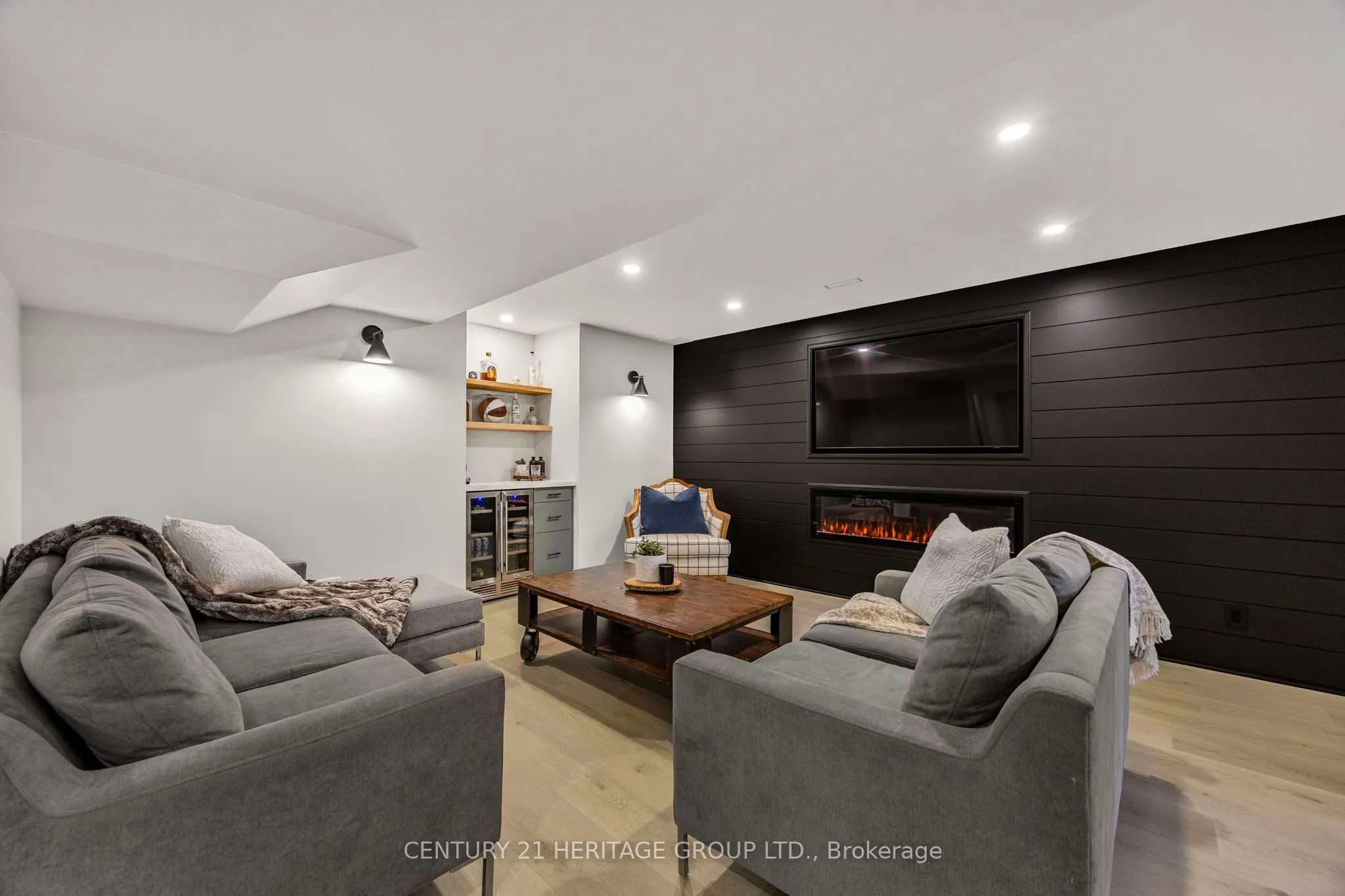 56 Gould Crescent