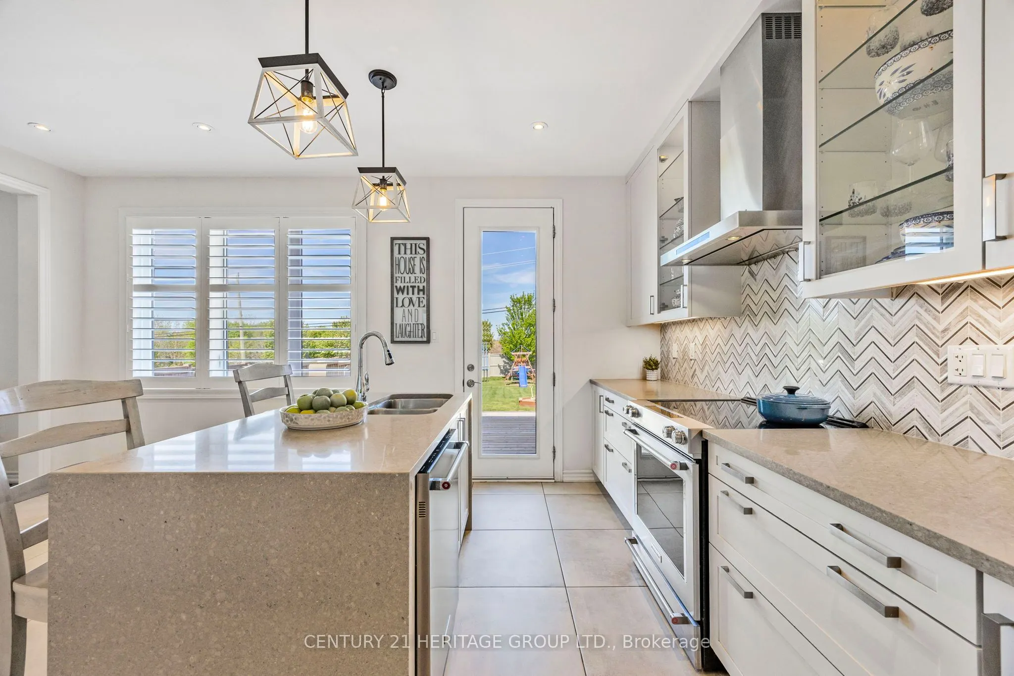 56 Gould Crescent