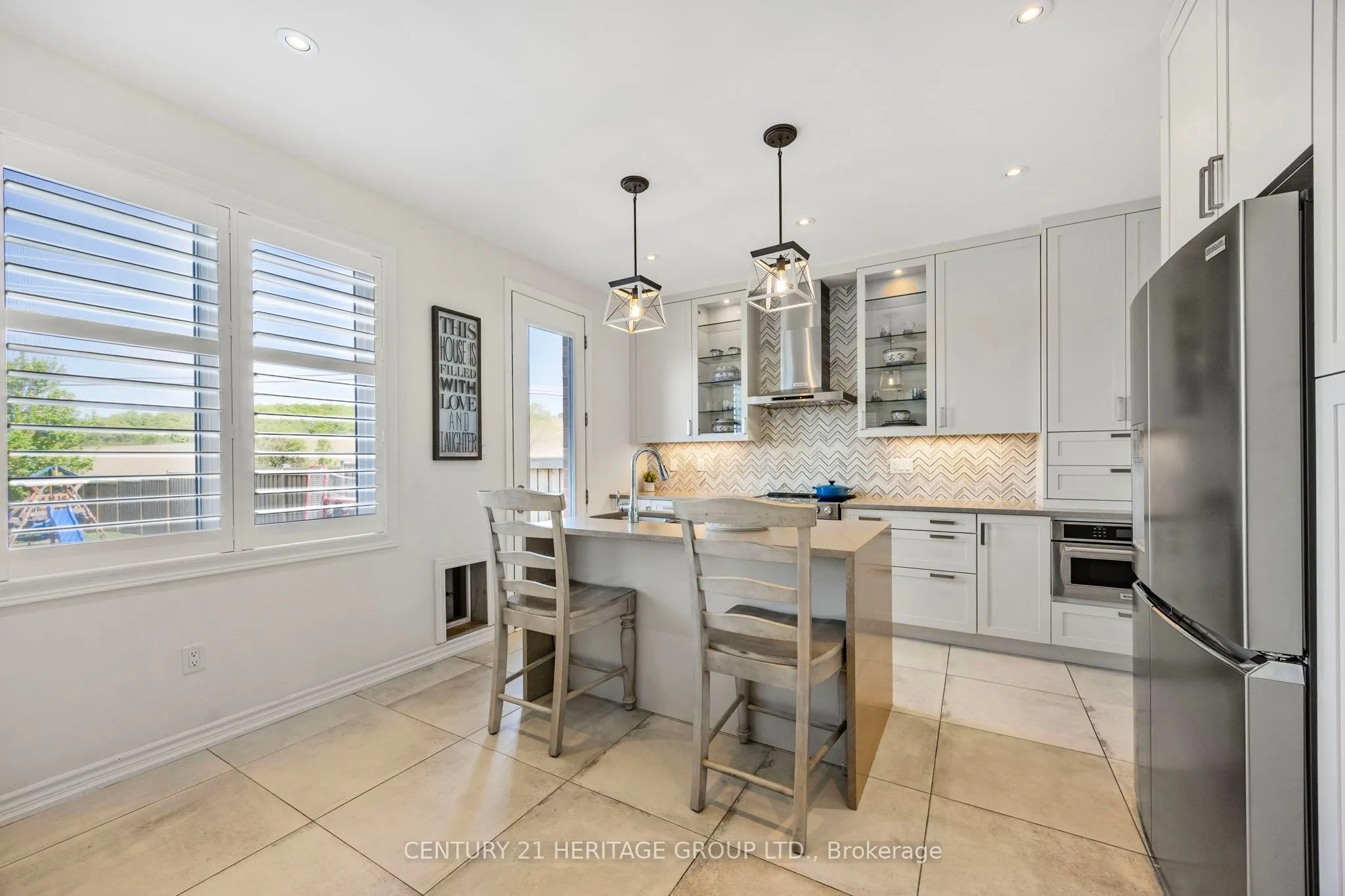 56 Gould Crescent
