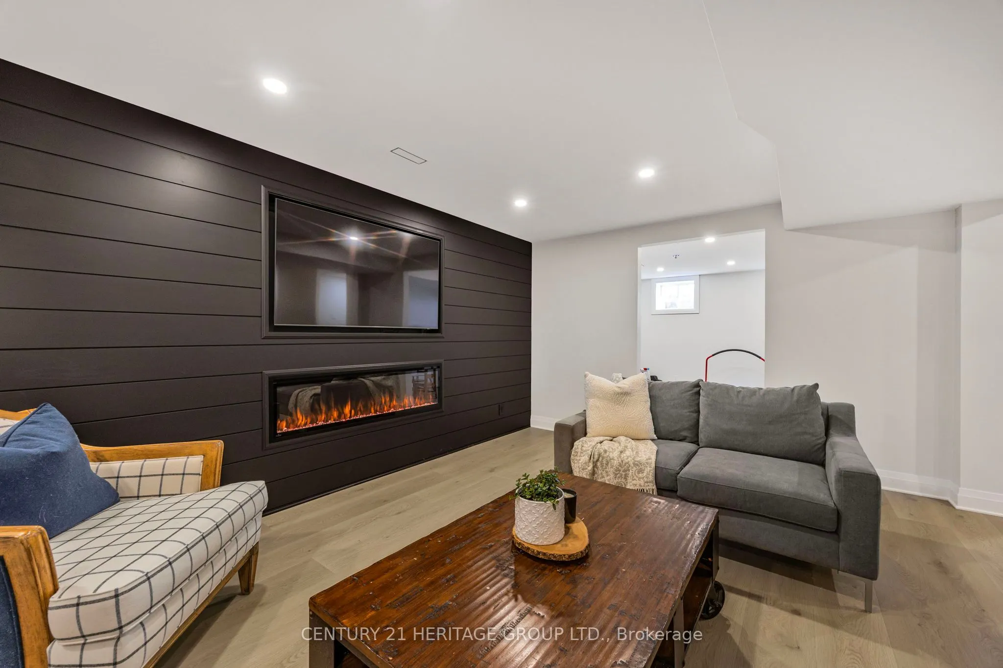 56 Gould Crescent