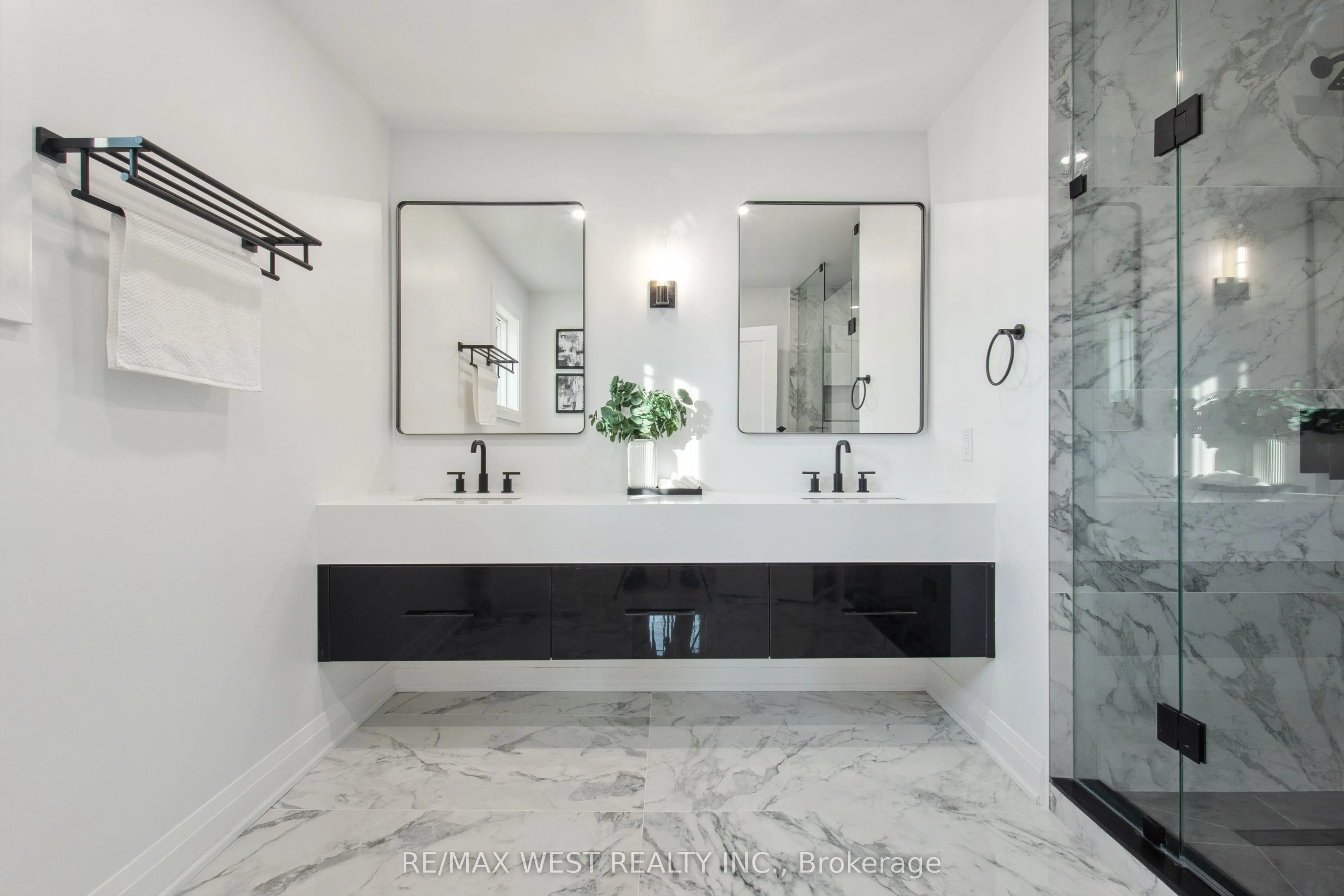 4 Snowcrest Crescent