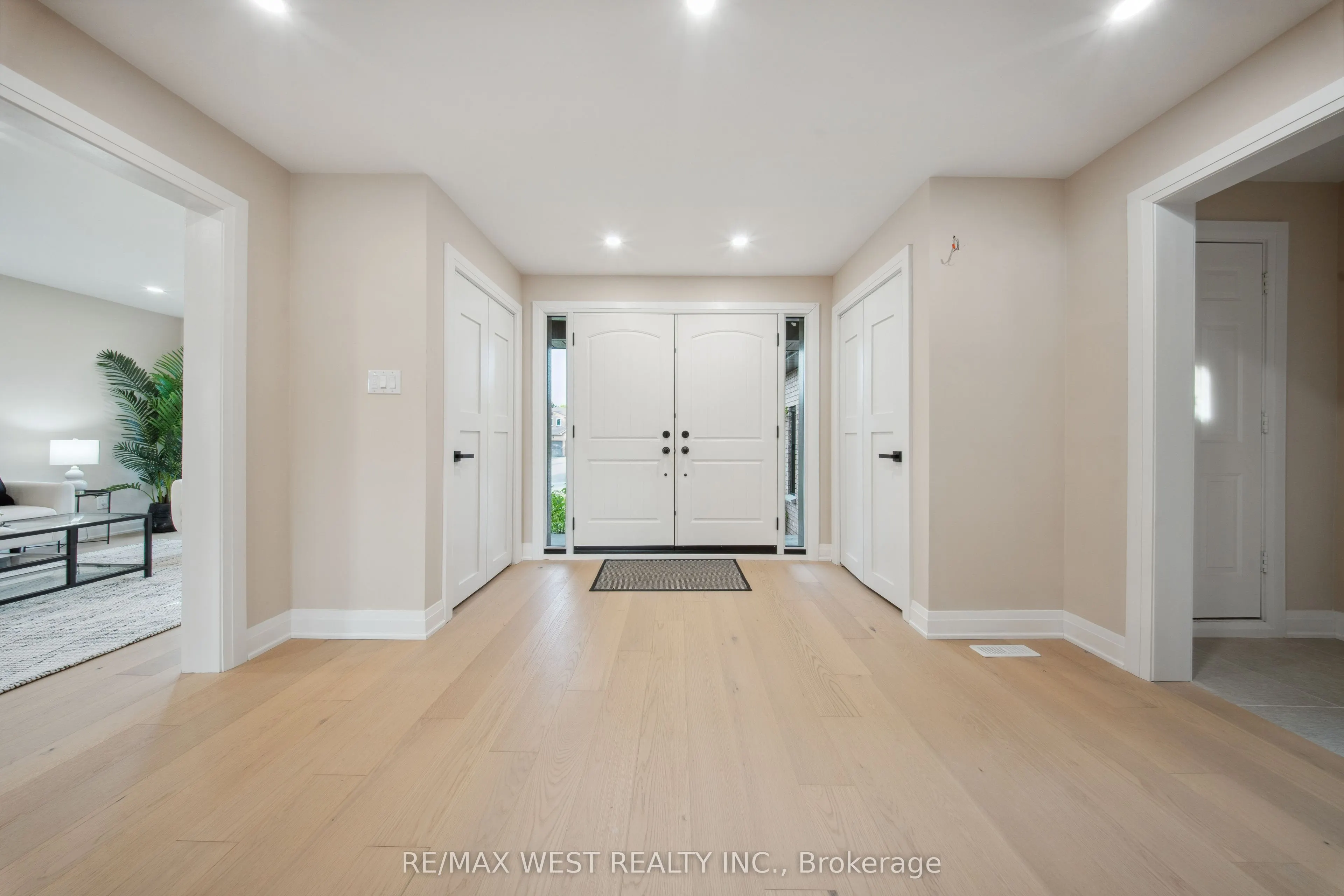 4 Snowcrest Crescent