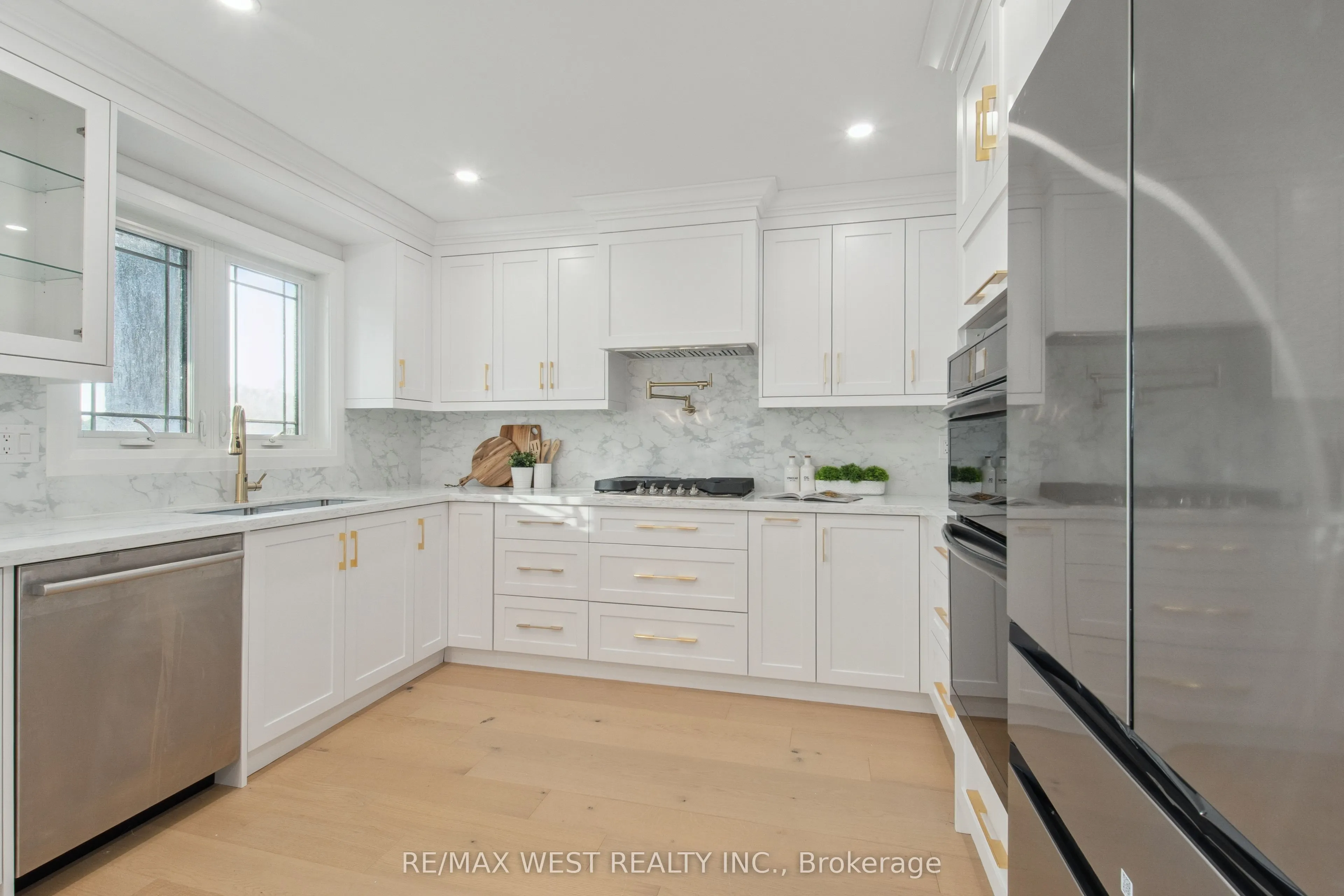 4 Snowcrest Crescent