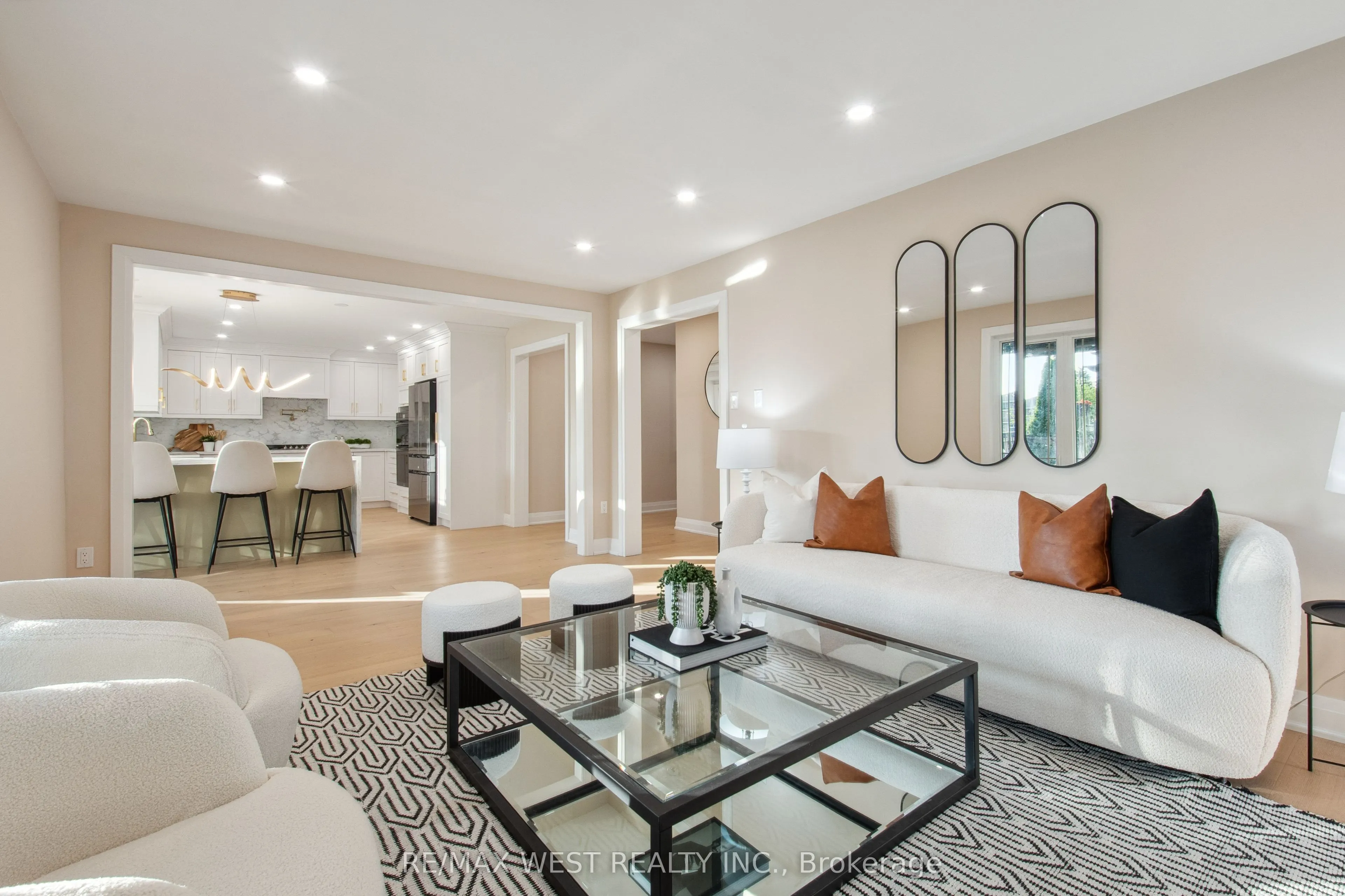 4 Snowcrest Crescent