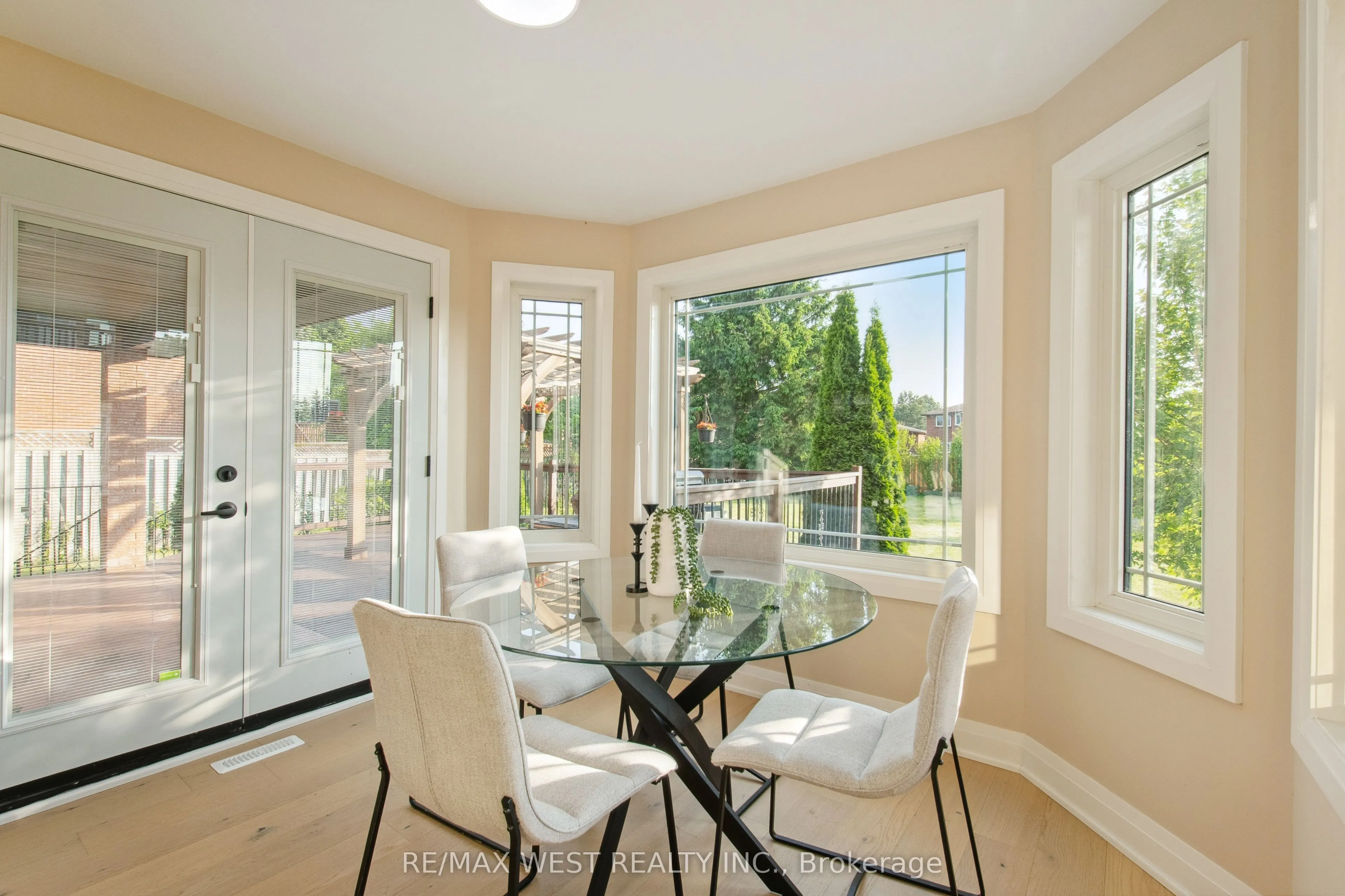 4 Snowcrest Crescent