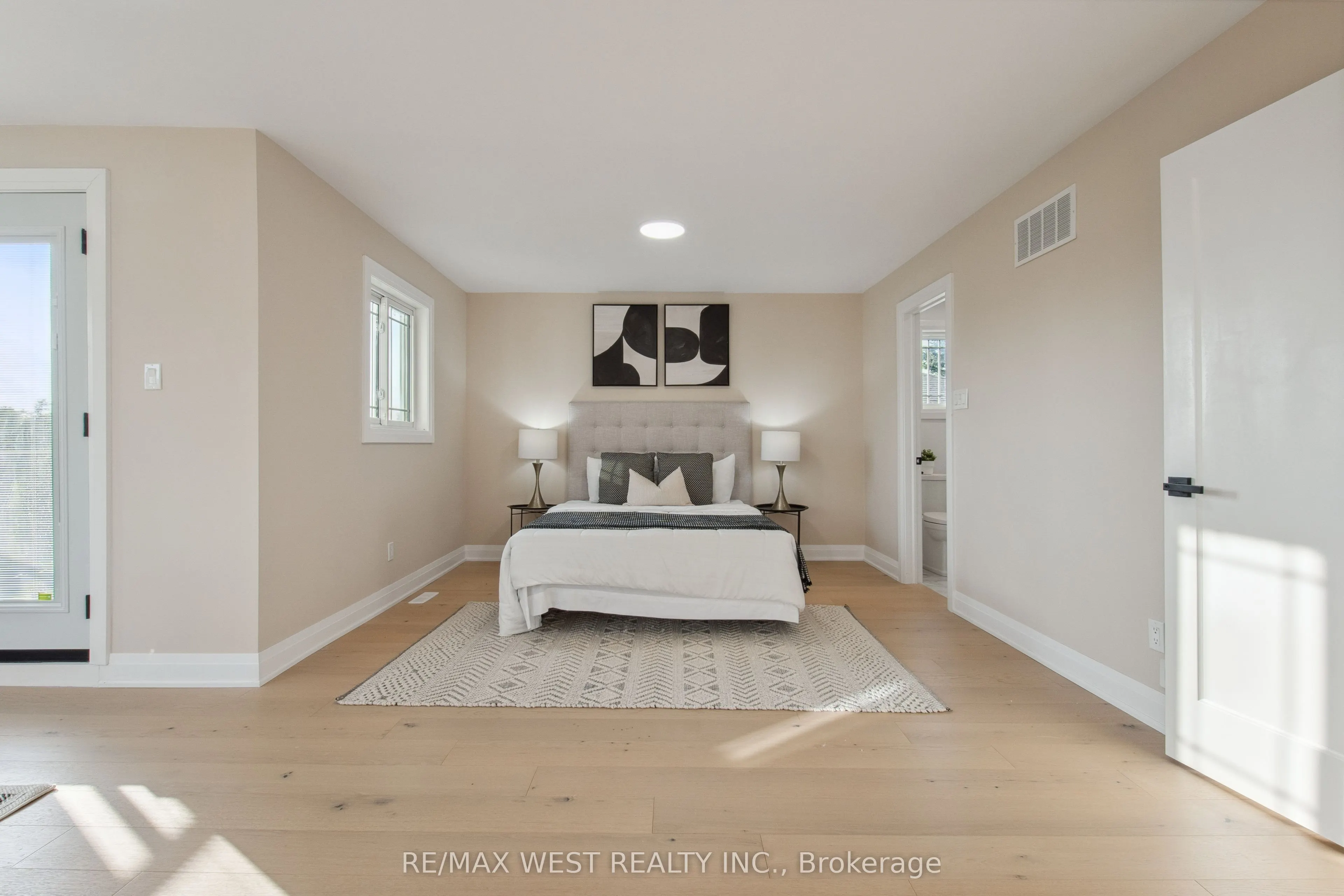 4 Snowcrest Crescent