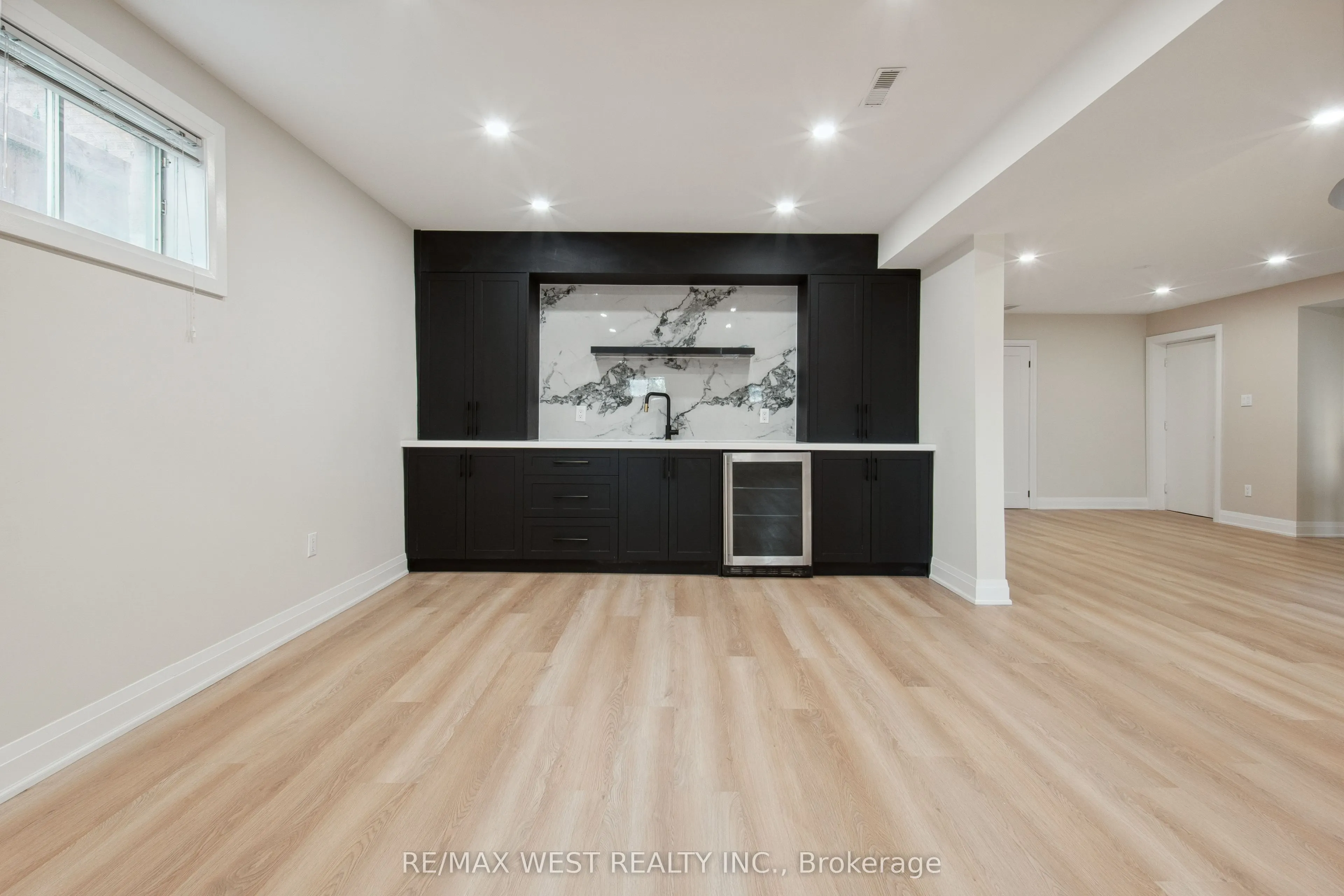 4 Snowcrest Crescent