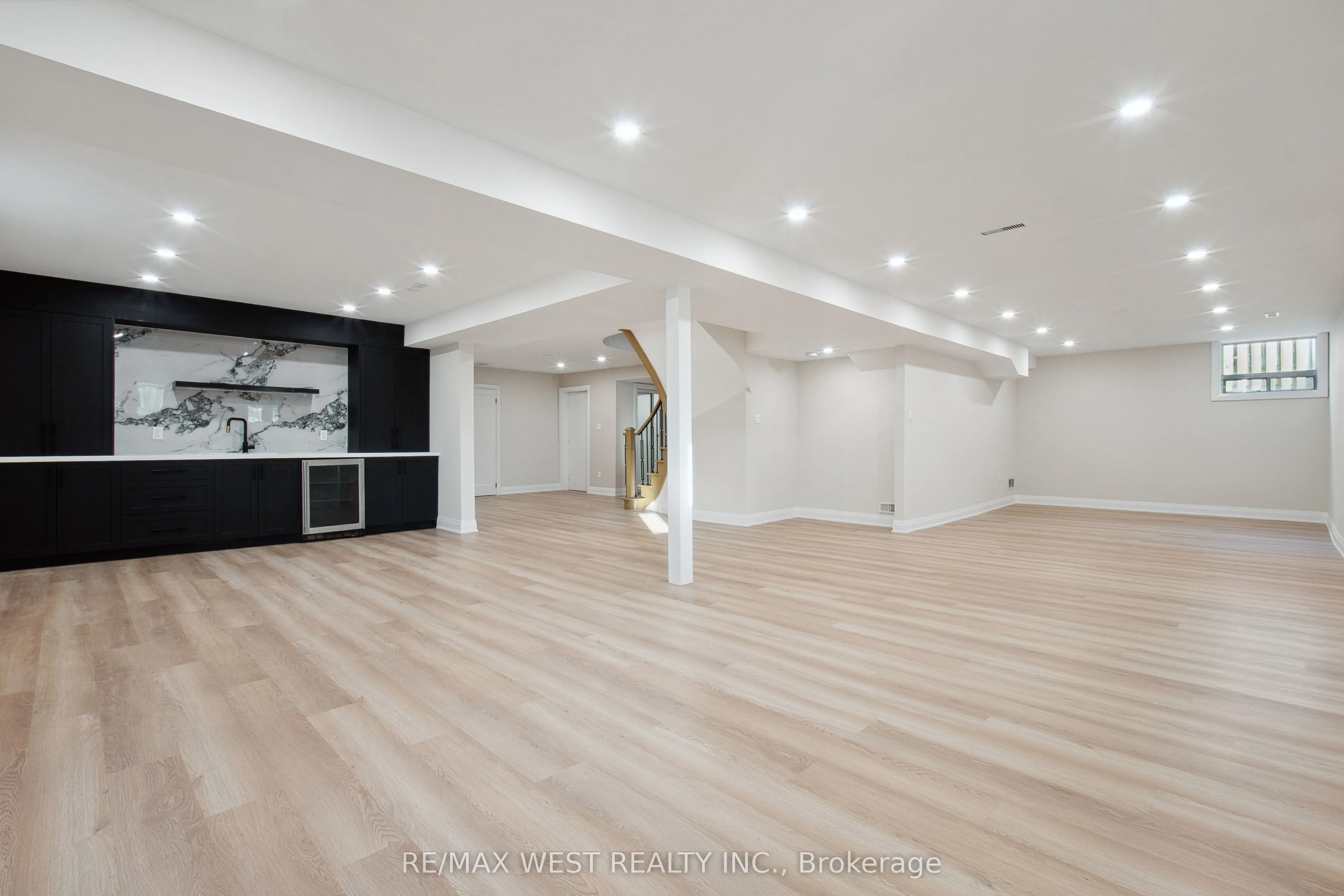 4 Snowcrest Crescent