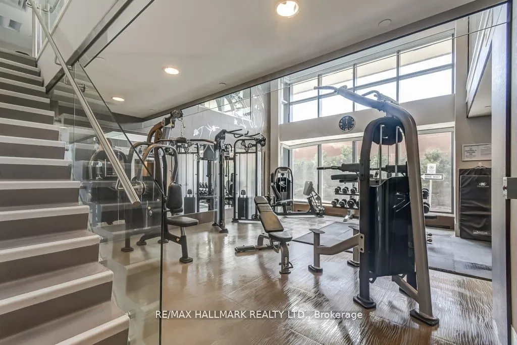 7608 Yonge Street, #111
