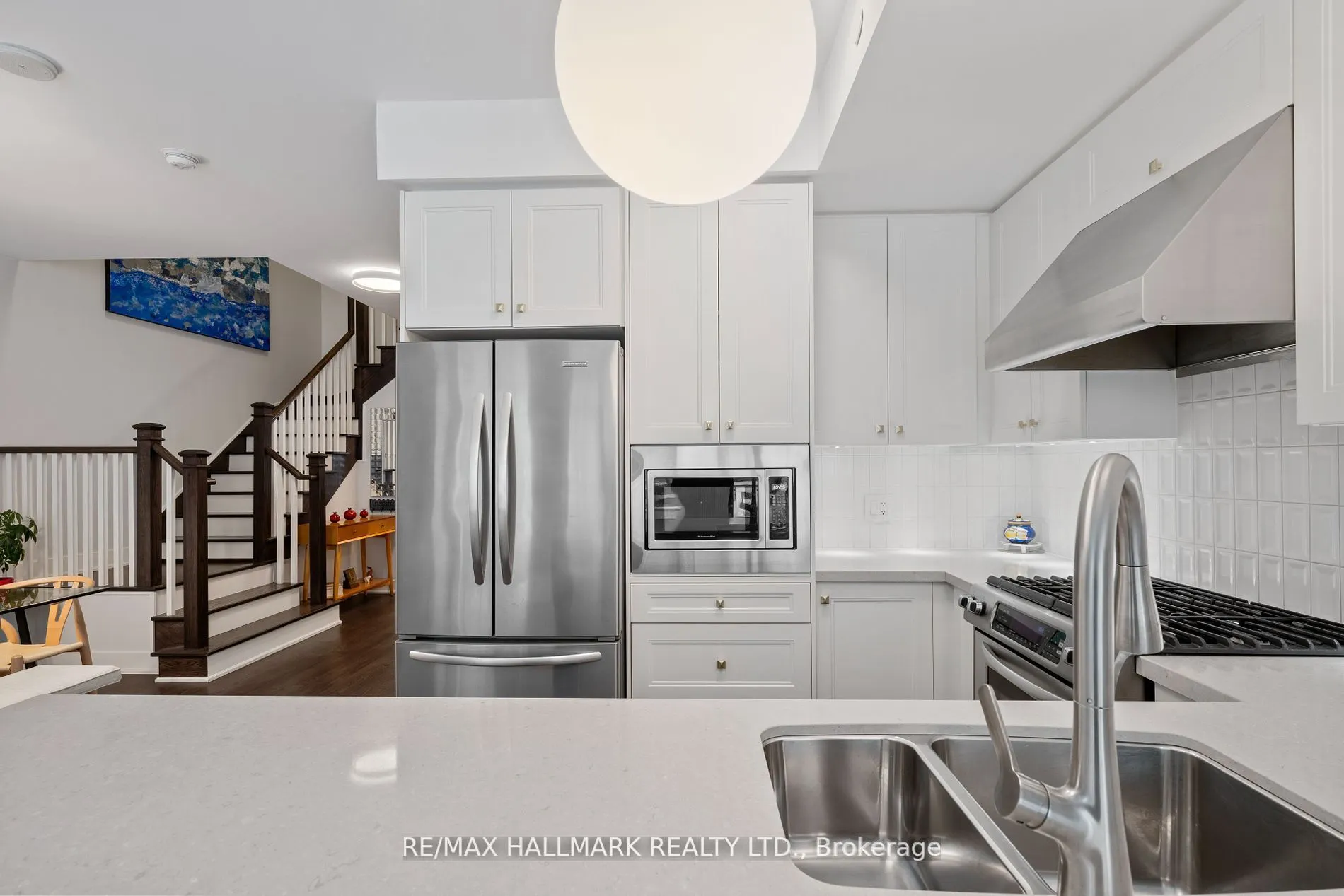7608 Yonge Street, #111