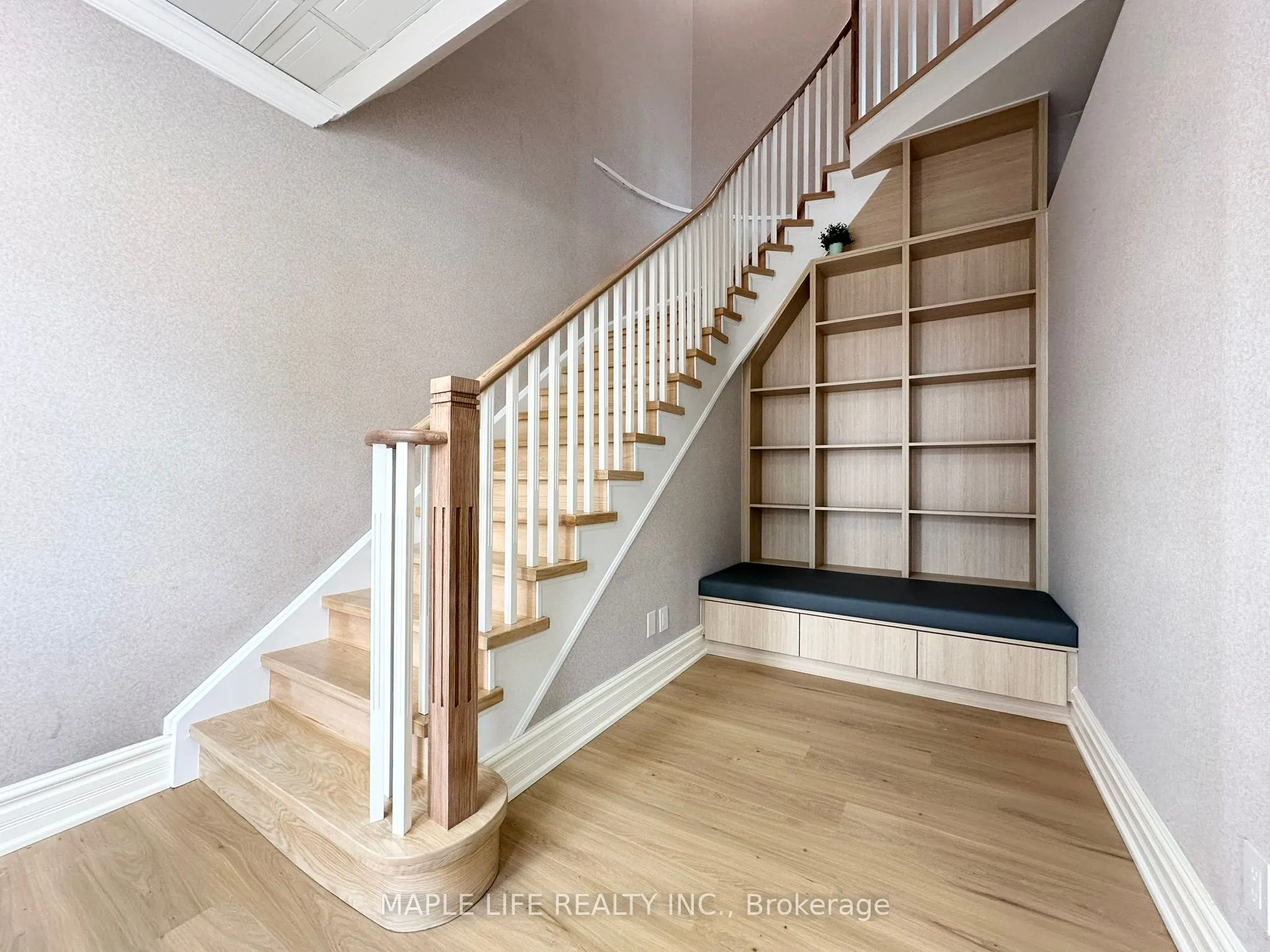 30 Wertheim Court, #5-B