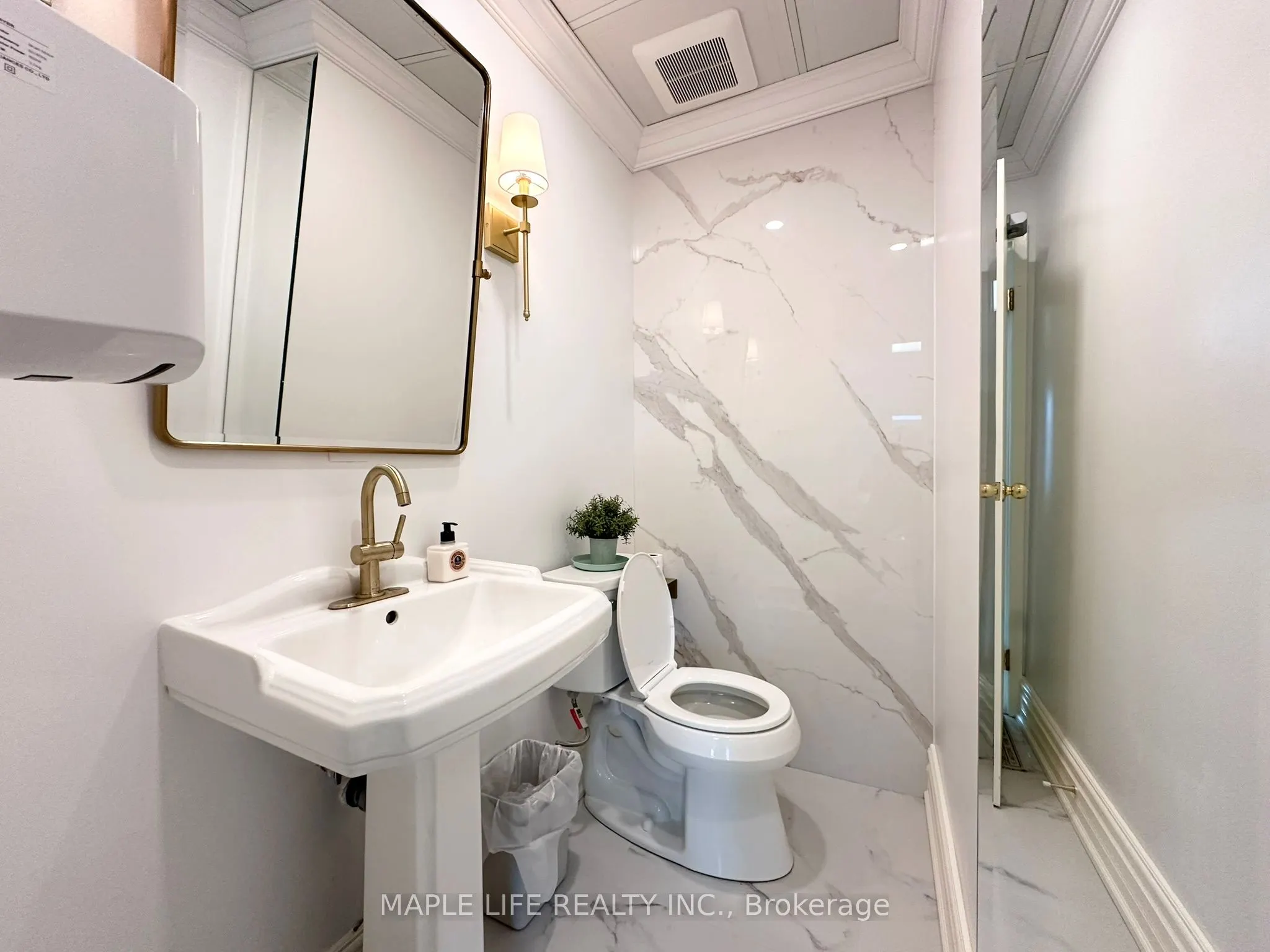 30 Wertheim Court, #5-B