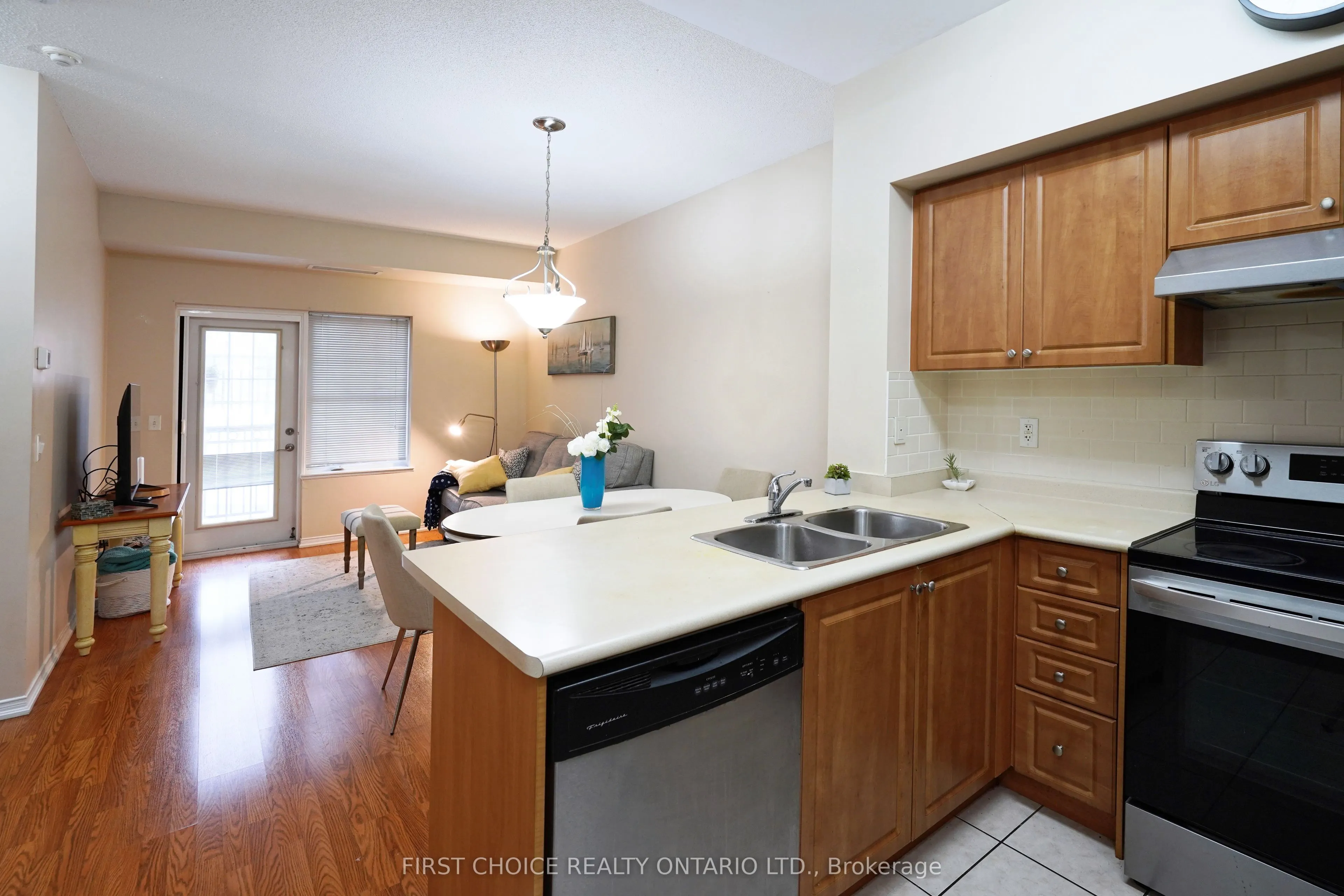 9973 Keele Street, #101