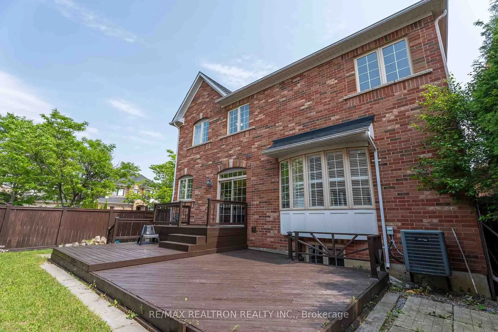 18 Augustine Avenue