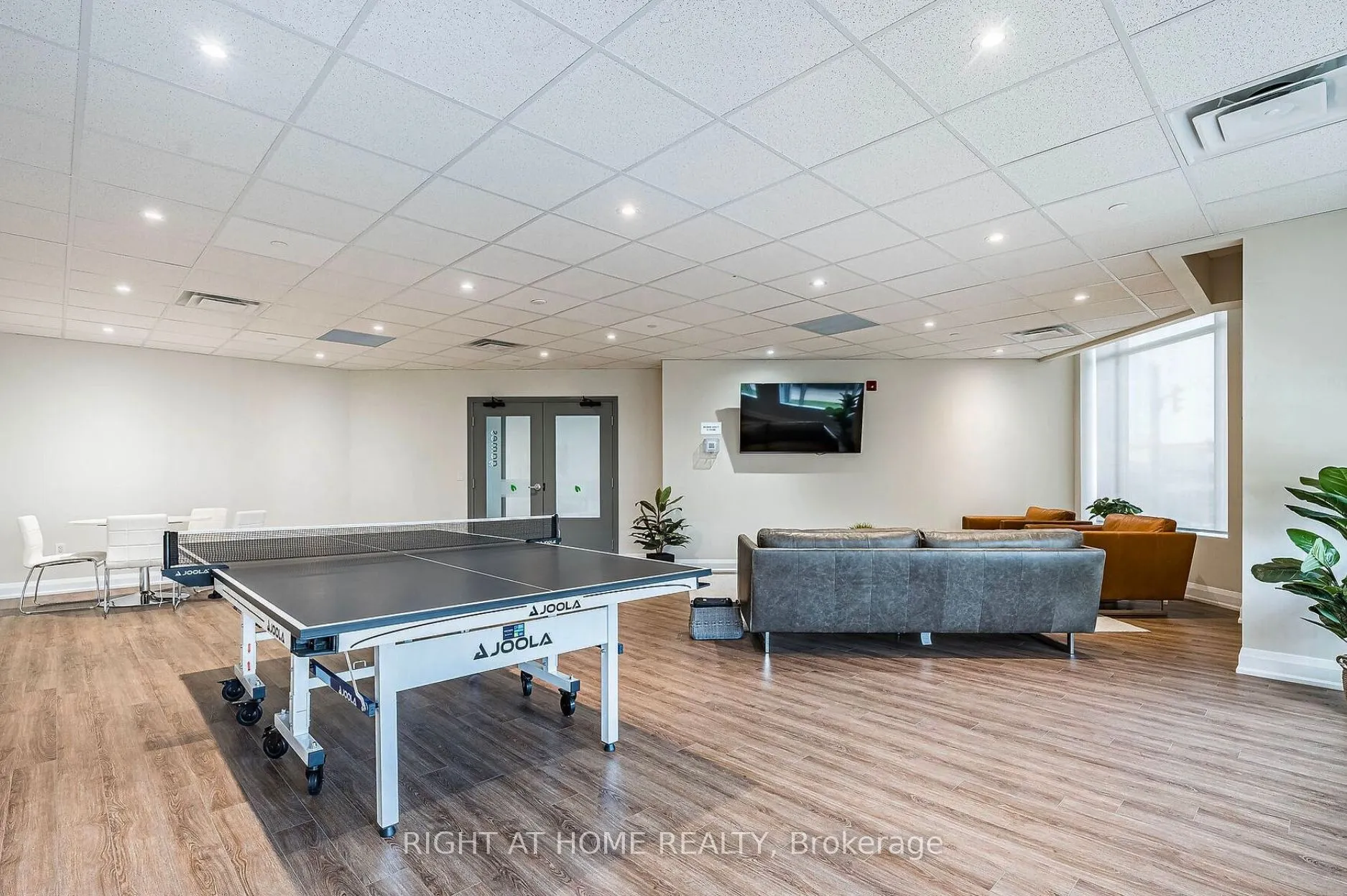 5917 Main Street, #407
