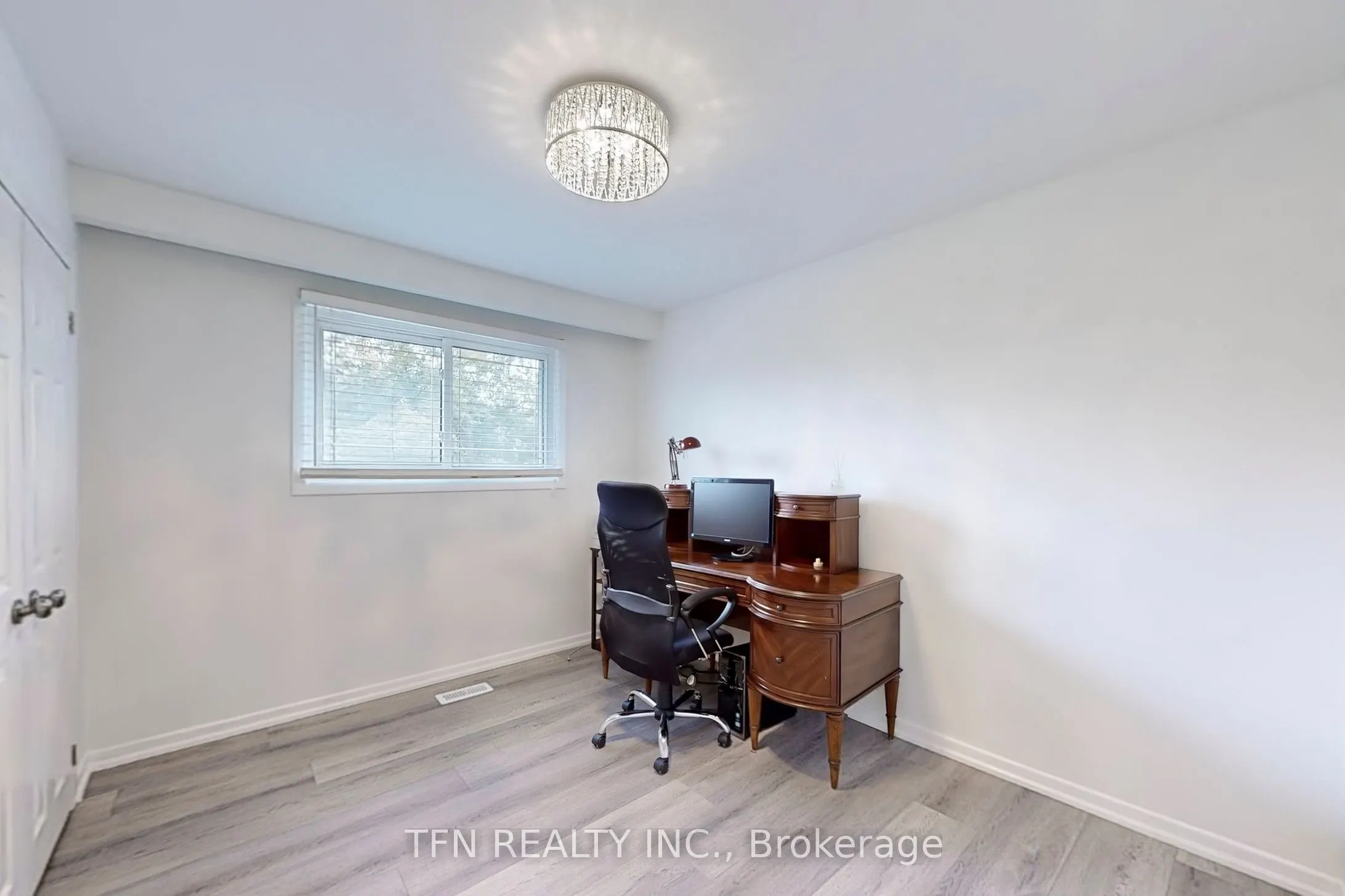 26 Claridge Drive