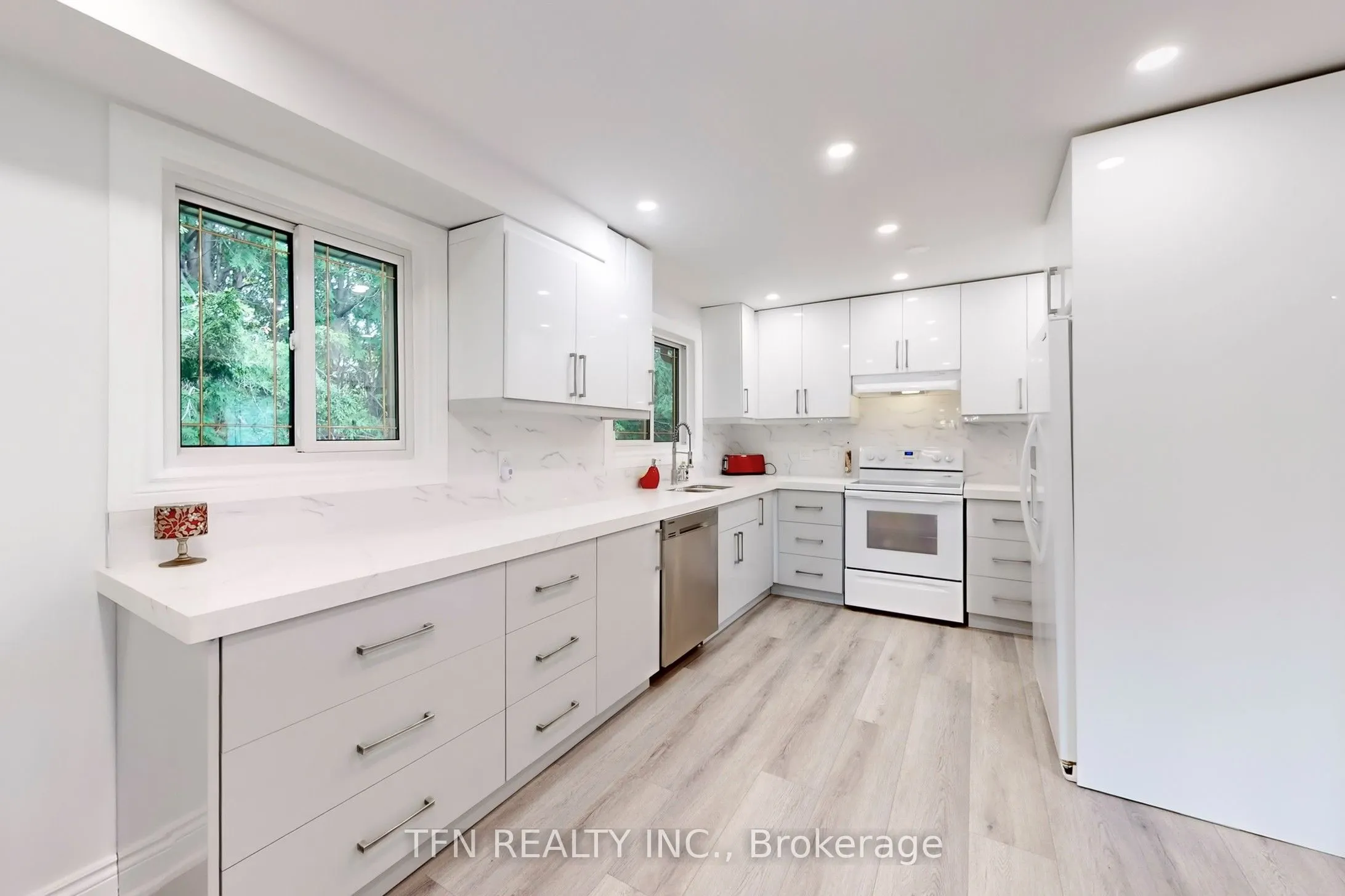26 Claridge Drive
